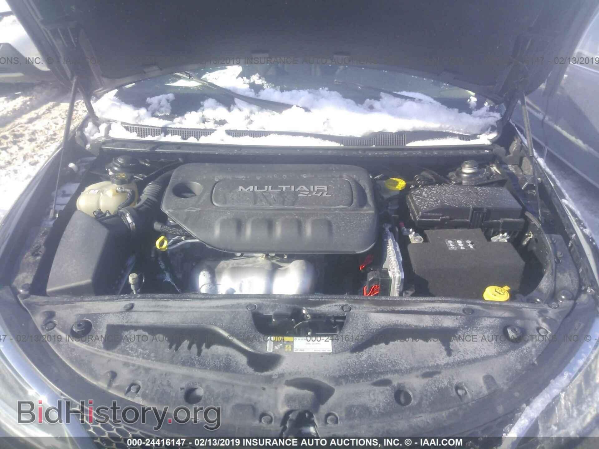 2015 CHRYSLER 200 - VIN: 1C3CCCAB2FN603571 - Photo 10