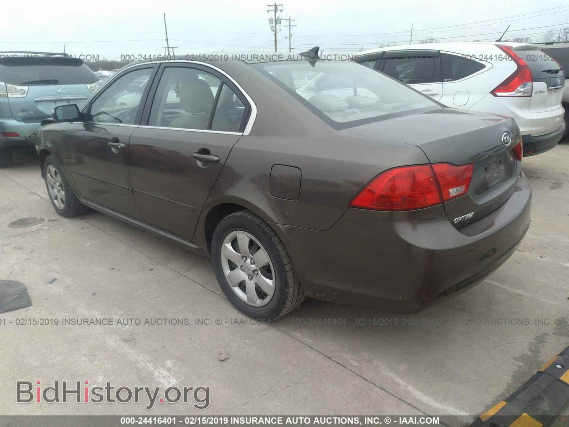 2010 KIA OPTIMA - VIN: KNAGG4A89A5377420 - Фото 3