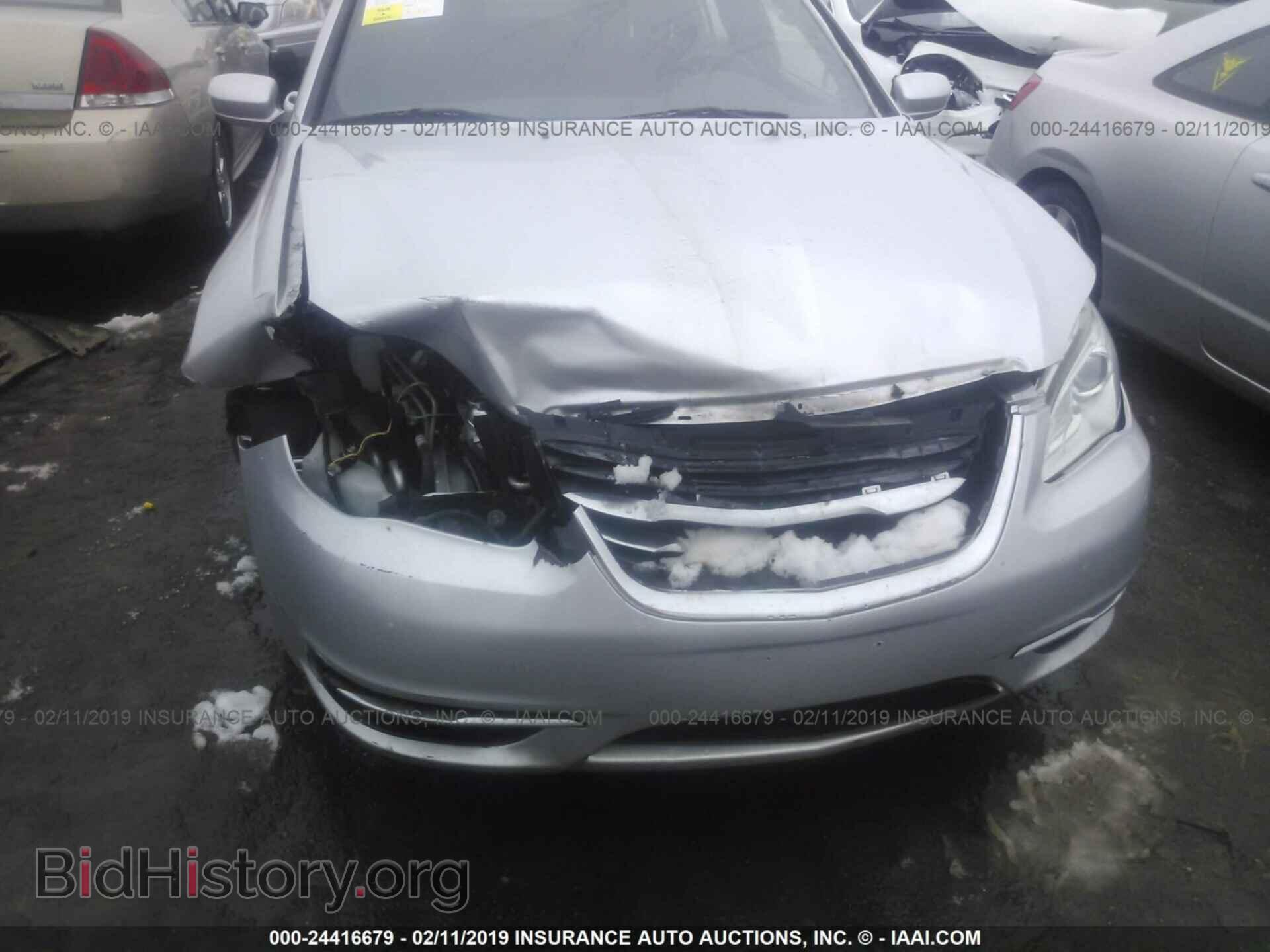 2012 CHRYSLER 200 - VIN: 1C3CCBAB2CN167424 - Фото 6