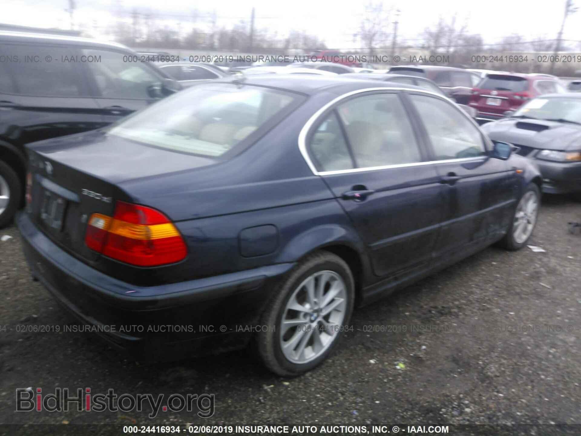 2005 BMW 330 - VIN: WBAEW53425PN38582 - Фото 4