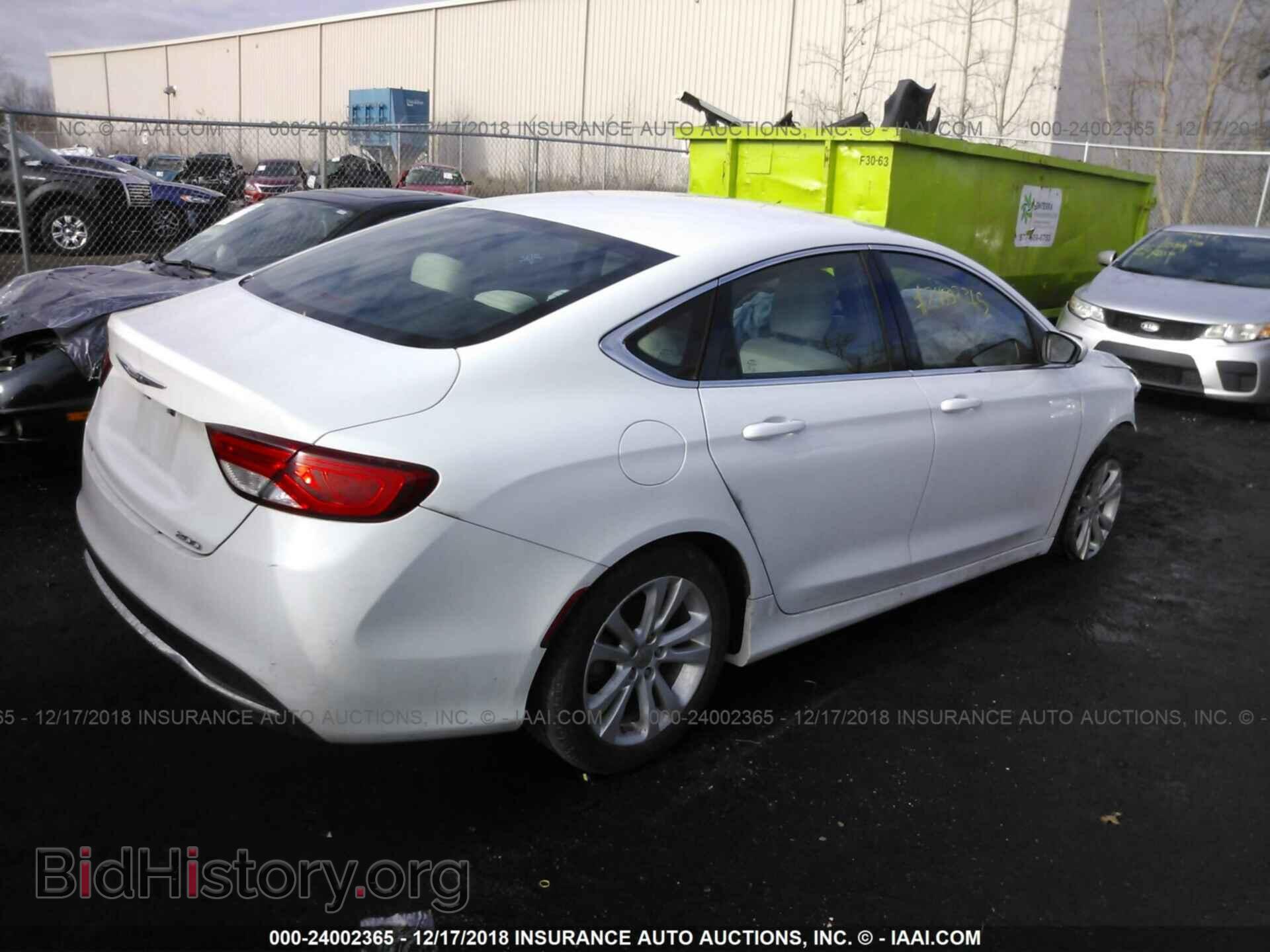 2015 CHRYSLER 200 - VIN: 1C3CCCAB7FN571572 - Photo 4