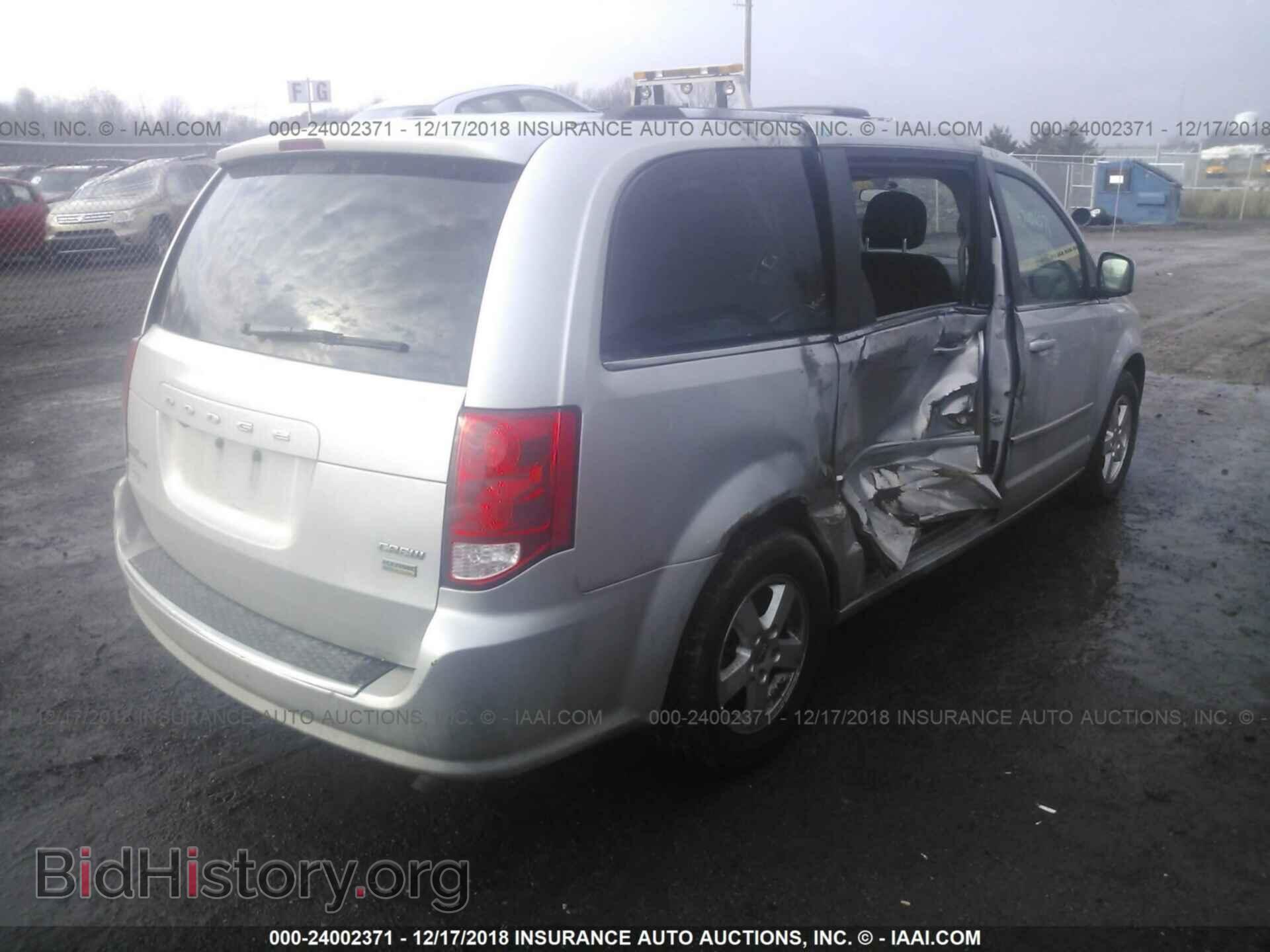 2011 DODGE GRAND CARAVAN - VIN: 2D4RN5DG2BR678838 - Photo 4