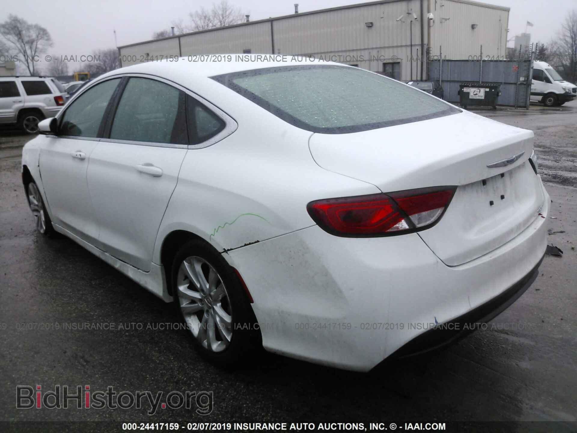 2017 CHRYSLER 200 - VIN: 1C3CCCFB8HN502885 - Фото 3