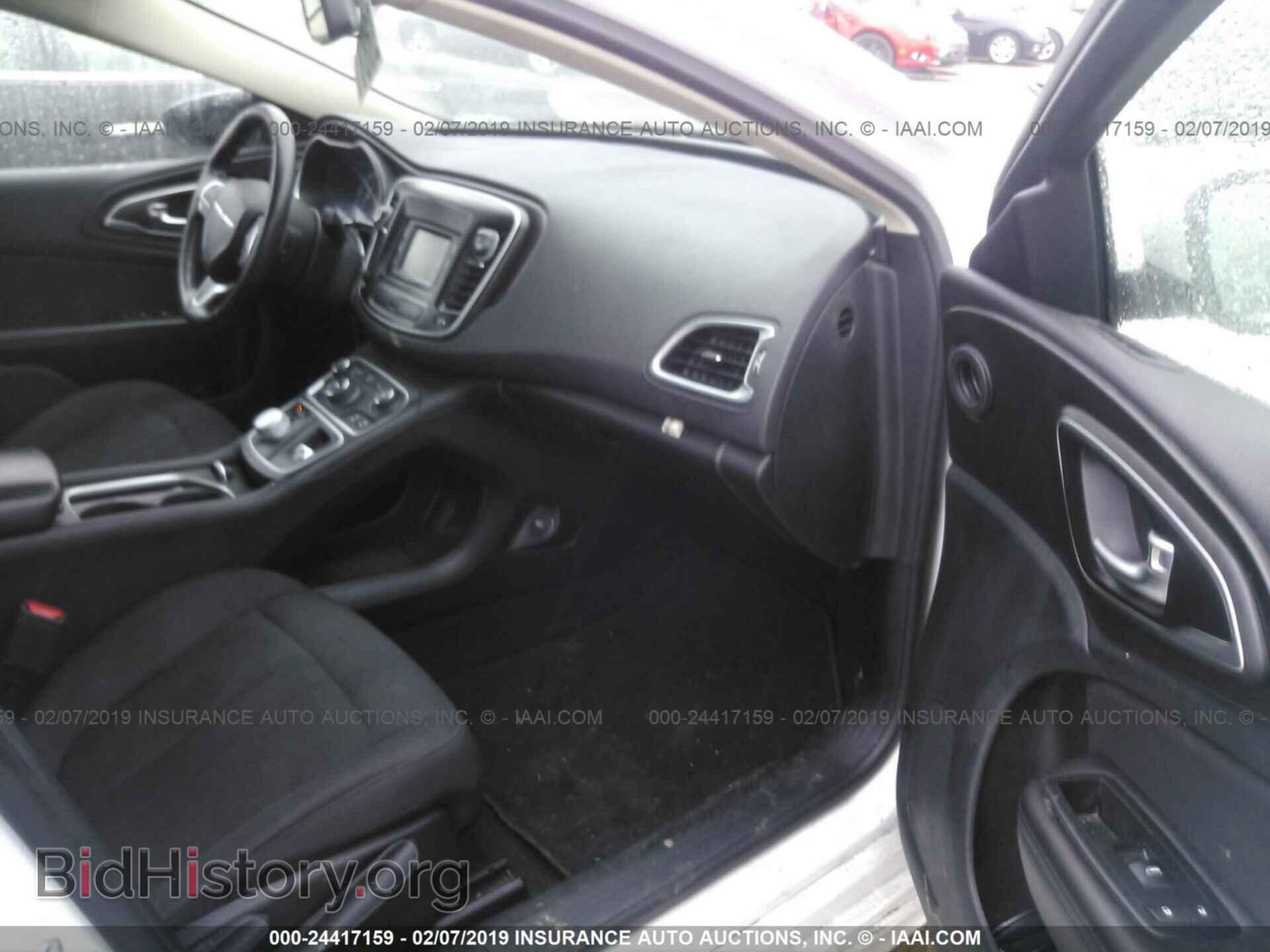 2017 CHRYSLER 200 - VIN: 1C3CCCFB8HN502885 - Фото 5