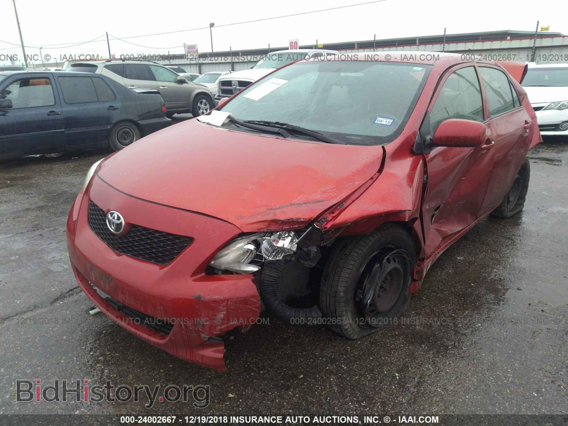 2011 LEXUS CT - VIN: JTHKD5BH4B2011845 - Фото 2