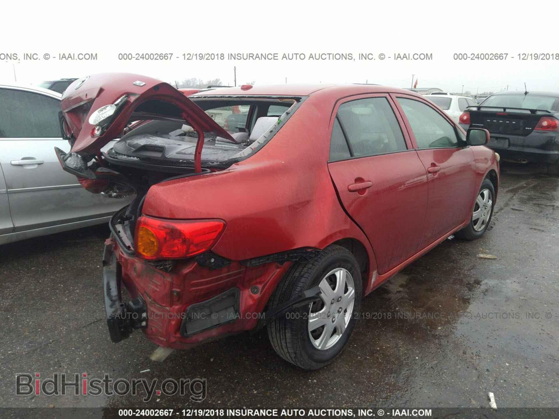 2011 LEXUS CT - VIN: JTHKD5BH4B2011845 - Фото 4