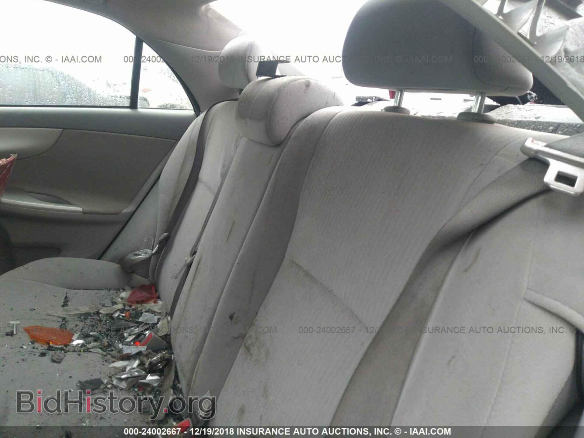 2011 LEXUS CT - VIN: JTHKD5BH4B2011845 - Фото 8