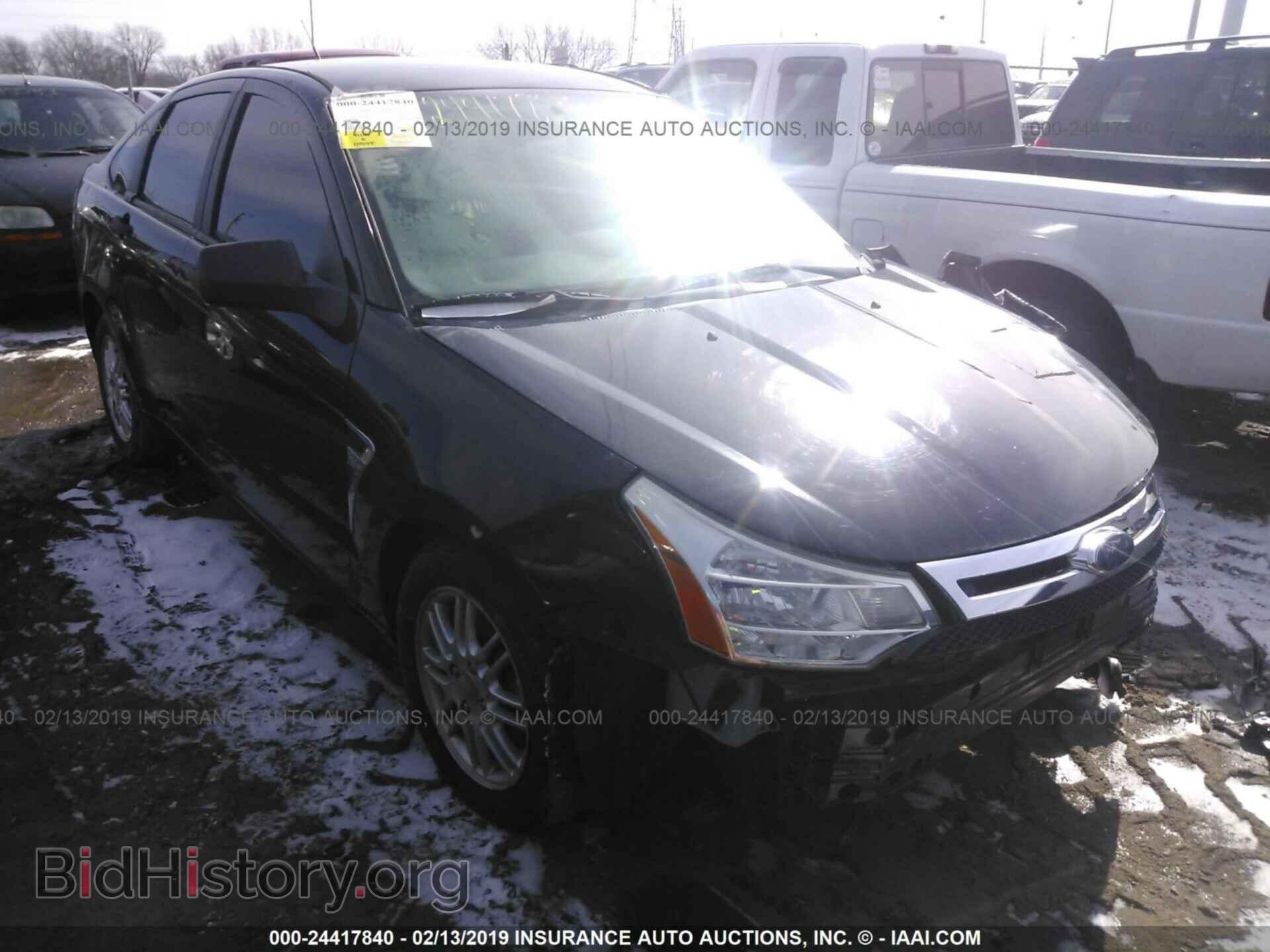 Photo 1FAHP35N08W189610 - FORD FOCUS 2008