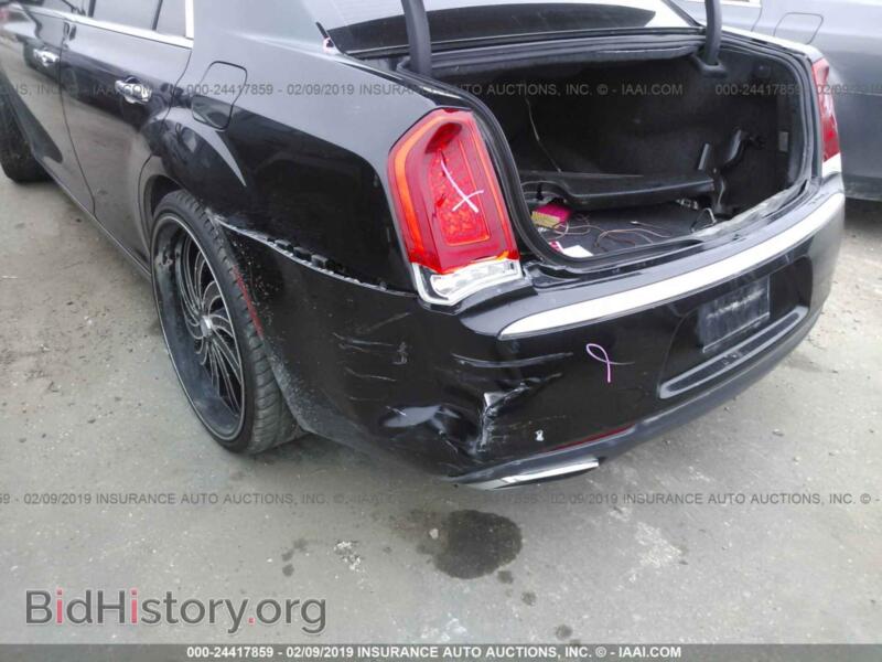 2016 Chrysler 300C (VIN 2C3CCAEG6GH181521) — photo 6 of 10