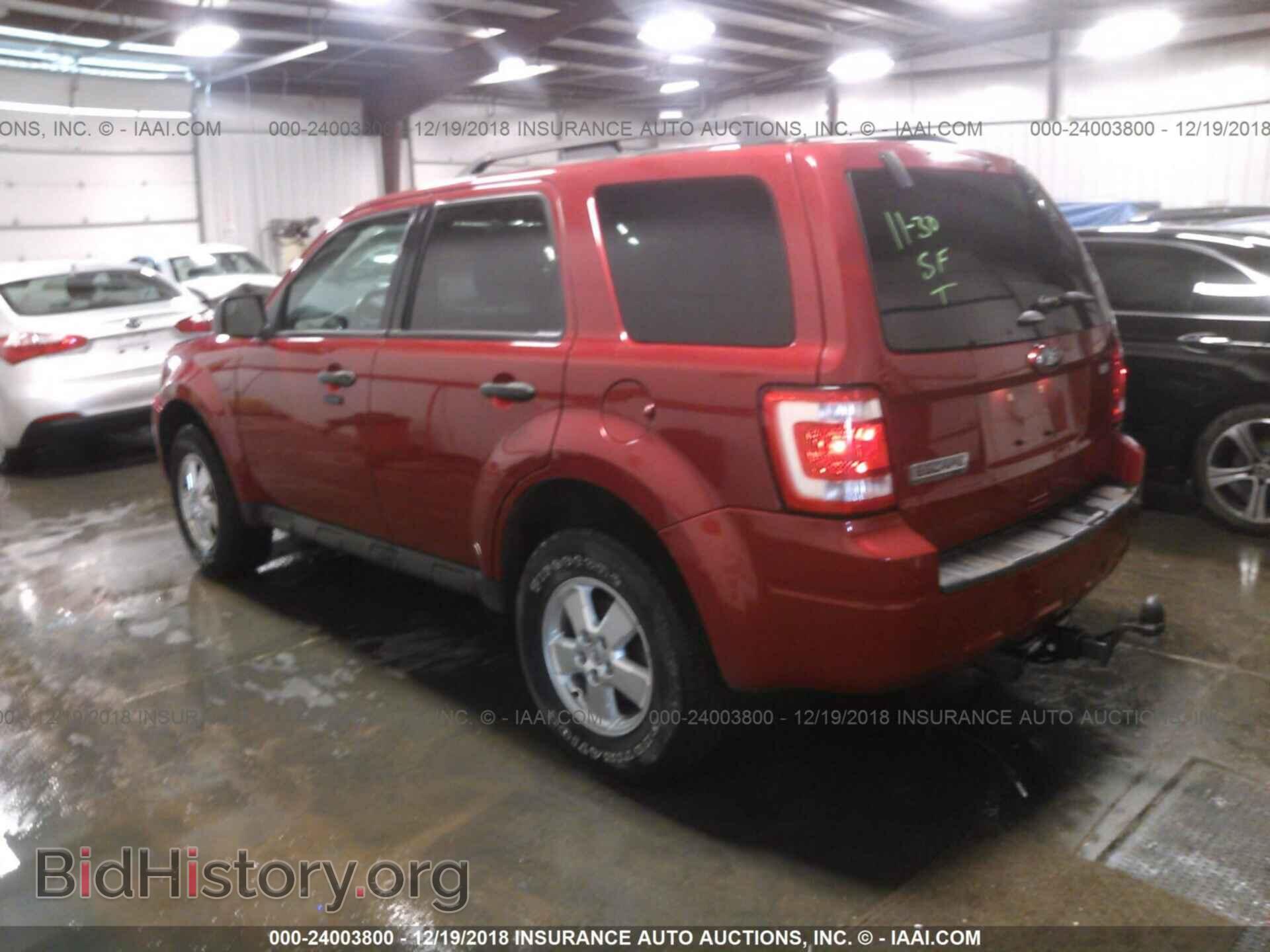 2011 FORD ESCAPE - VIN: 1FMCU9D76BKC38256 - Фото 3