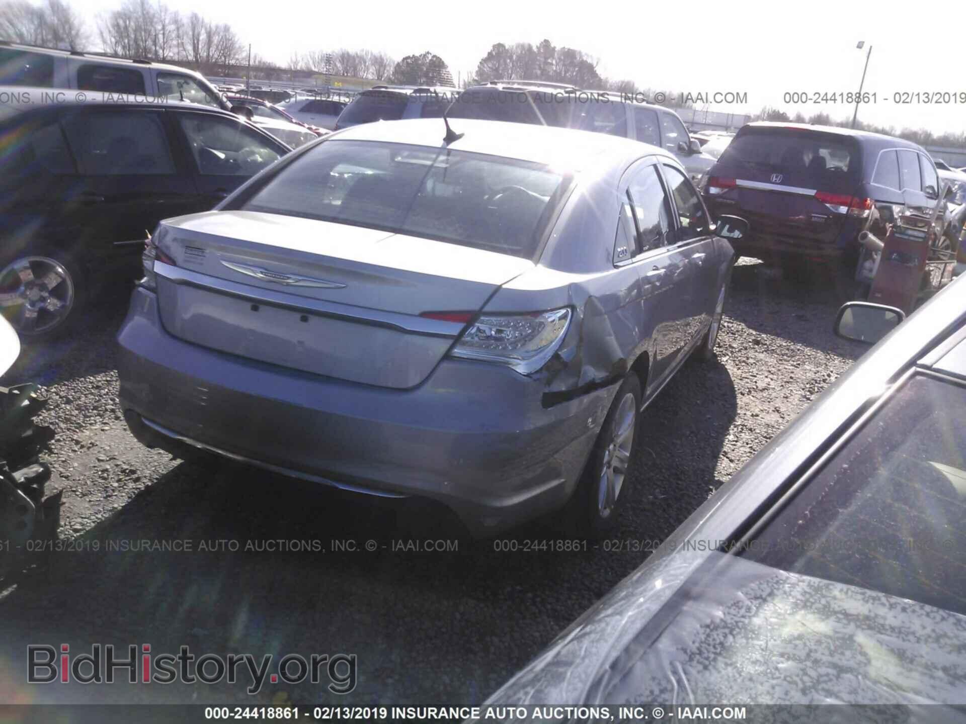 2013 CHRYSLER 200 - VIN: 1C3CCBAB3DN762090 - Photo 4