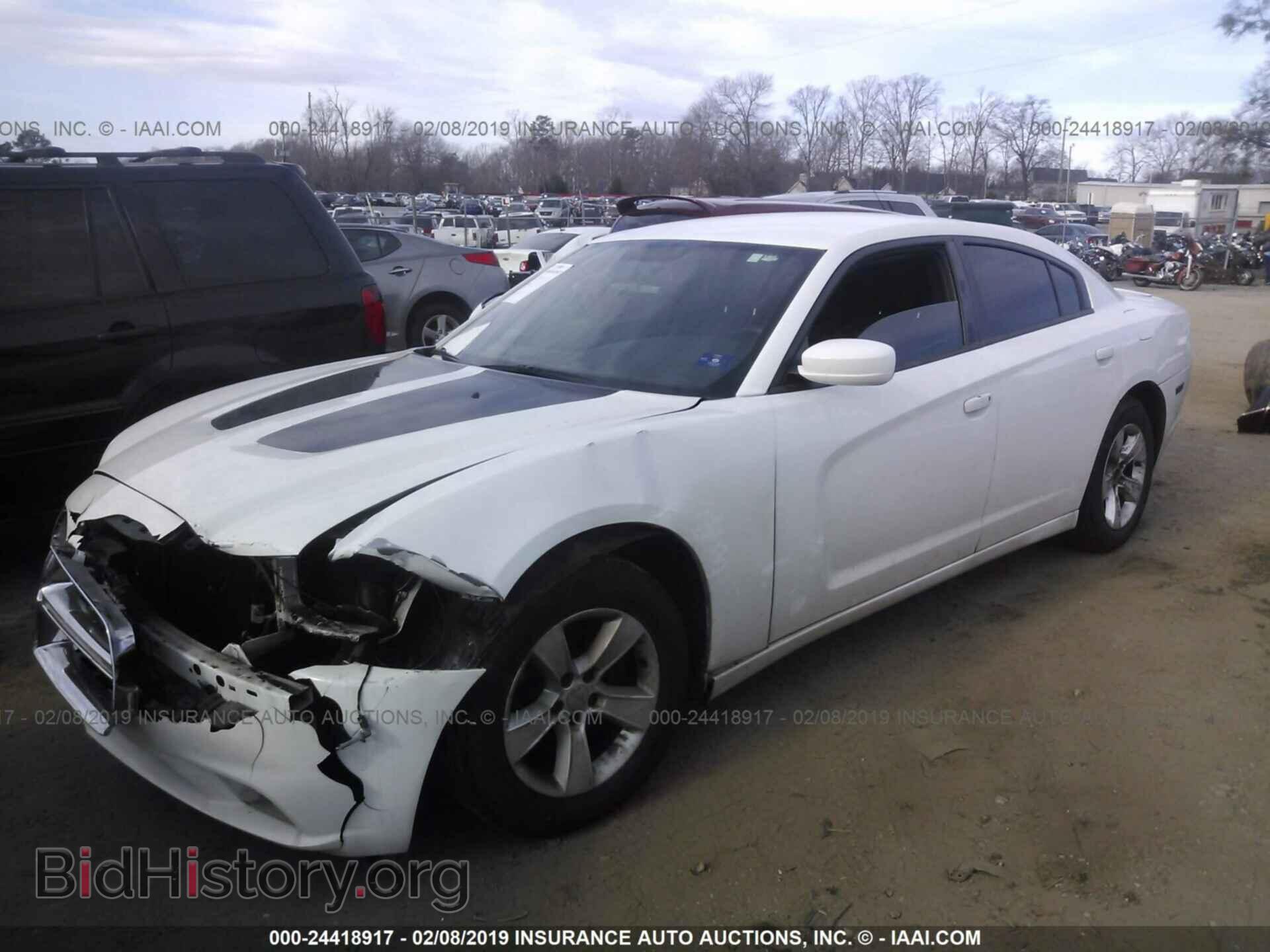 2011 DODGE CHARGER - VIN: 2B3CL3CG7BH577543 - Фото 2