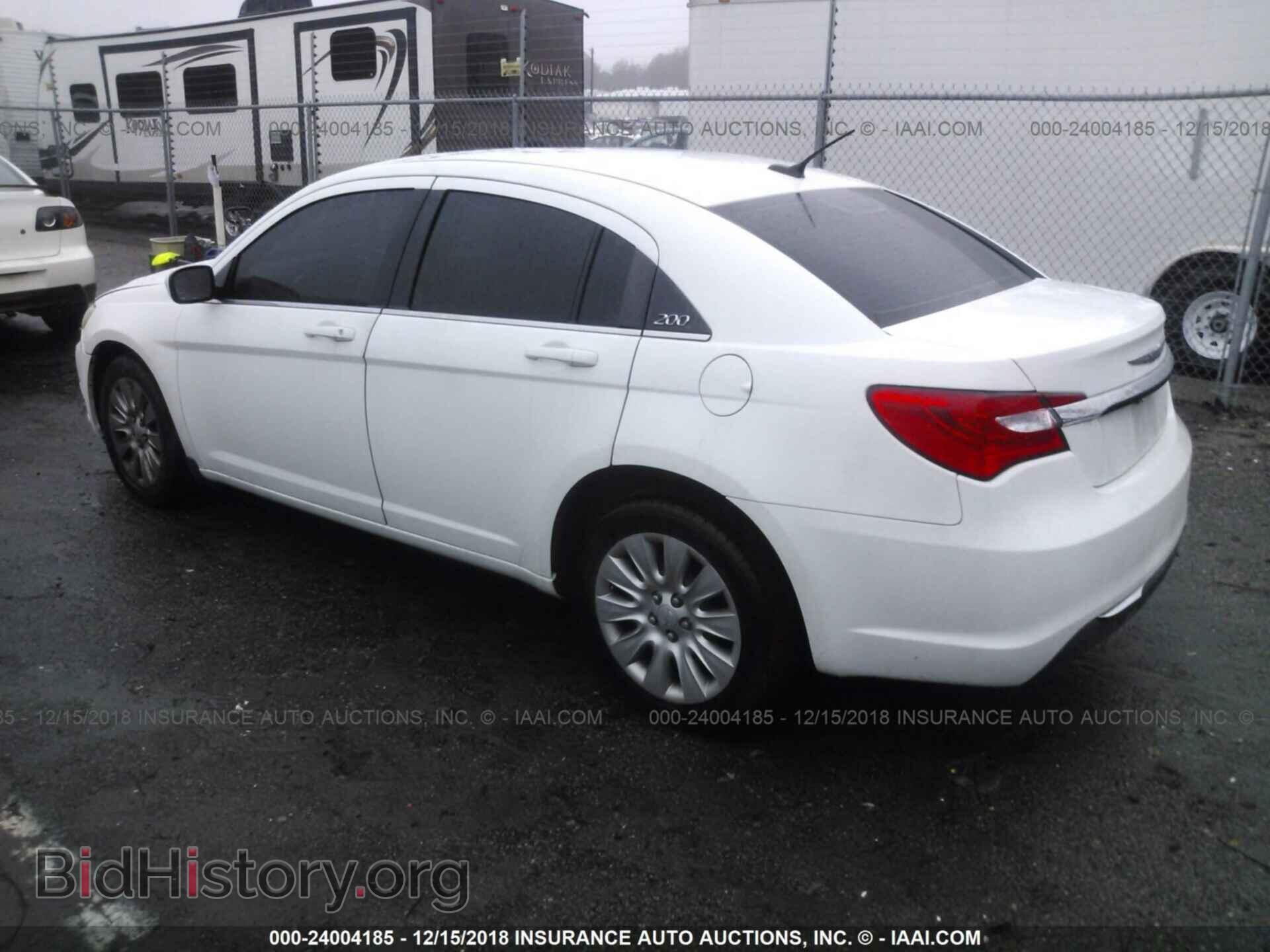 2013 CHRYSLER 200 - VIN: 1C3CCBAB1DN641834 - Фото 3