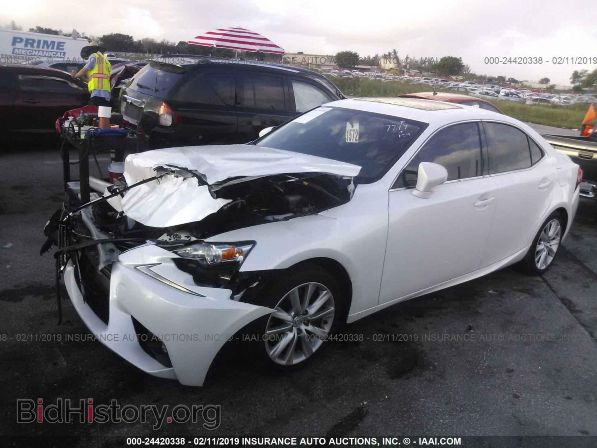 2016 LEXUS IS - VIN: JTHBA1D21G5017747 - Фото 2