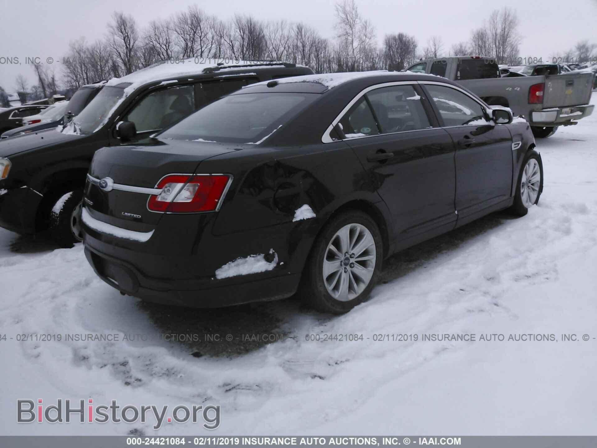 2011 FORD TAURUS - VIN: 1FAHP2FW6BG135909 - Фото 4