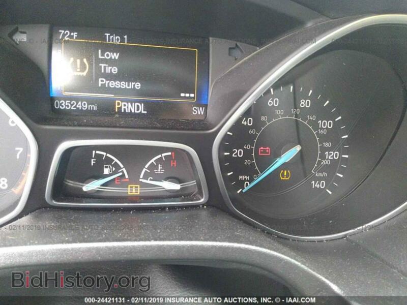 2016 Ford FOCUS (VIN 1FADP3K23GL219952) — photo 7 of 10