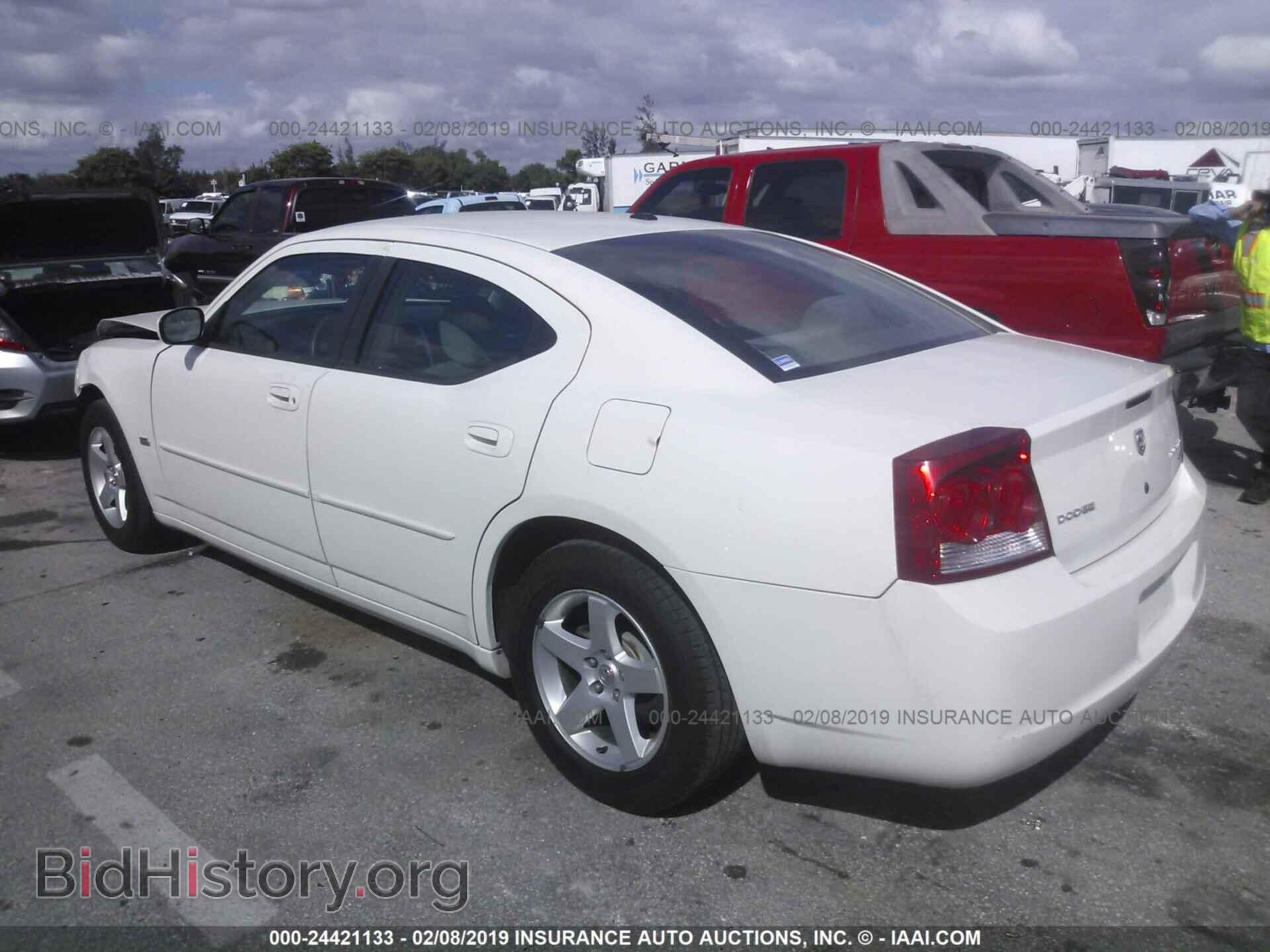 2010 DODGE CHARGER - VIN: 2B3CA3CV8AH106813 - Фото 3