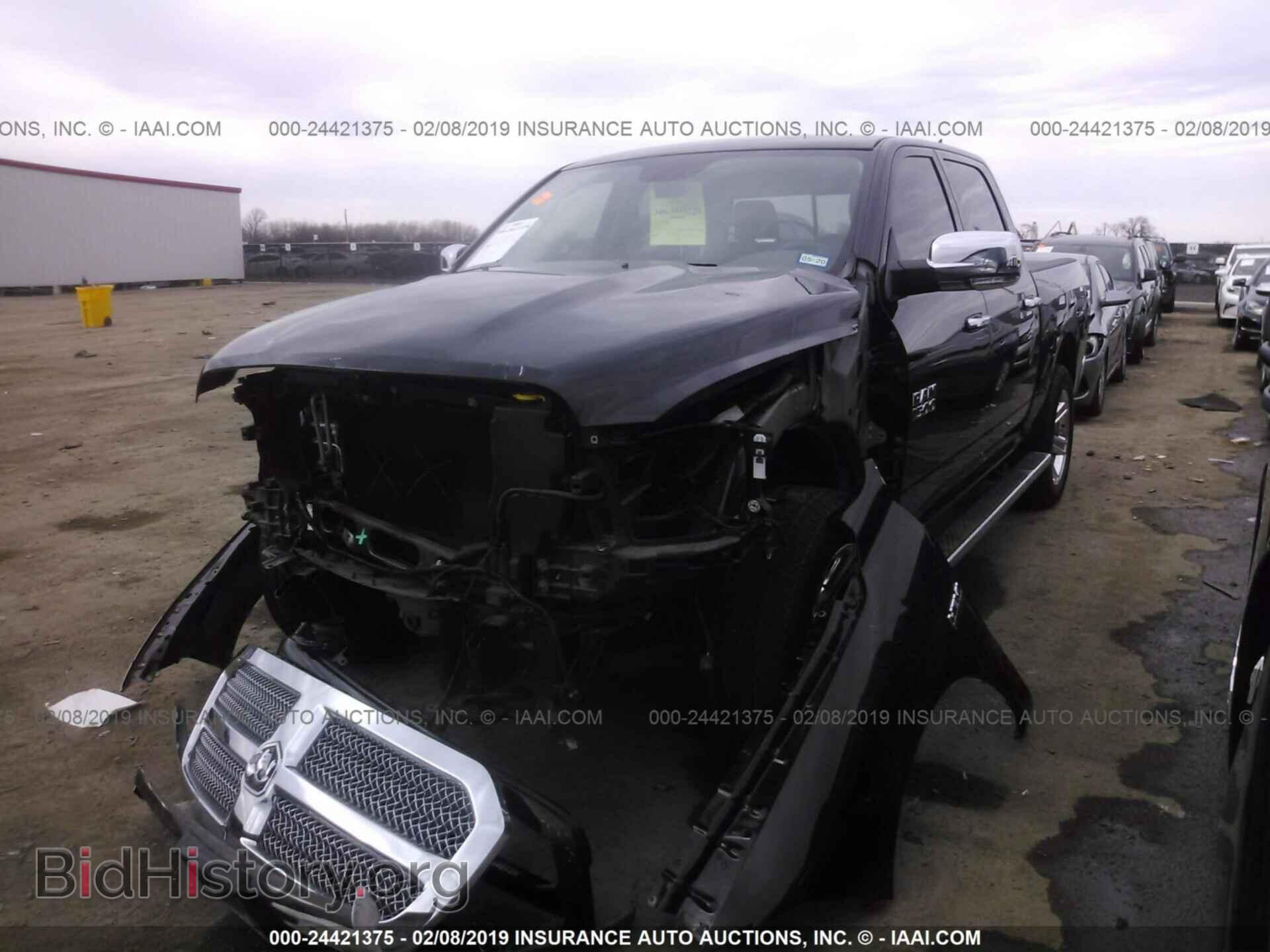 2017 RAM 1500 - VIN: 1C6RR7LT4HS656835 - Photo 2