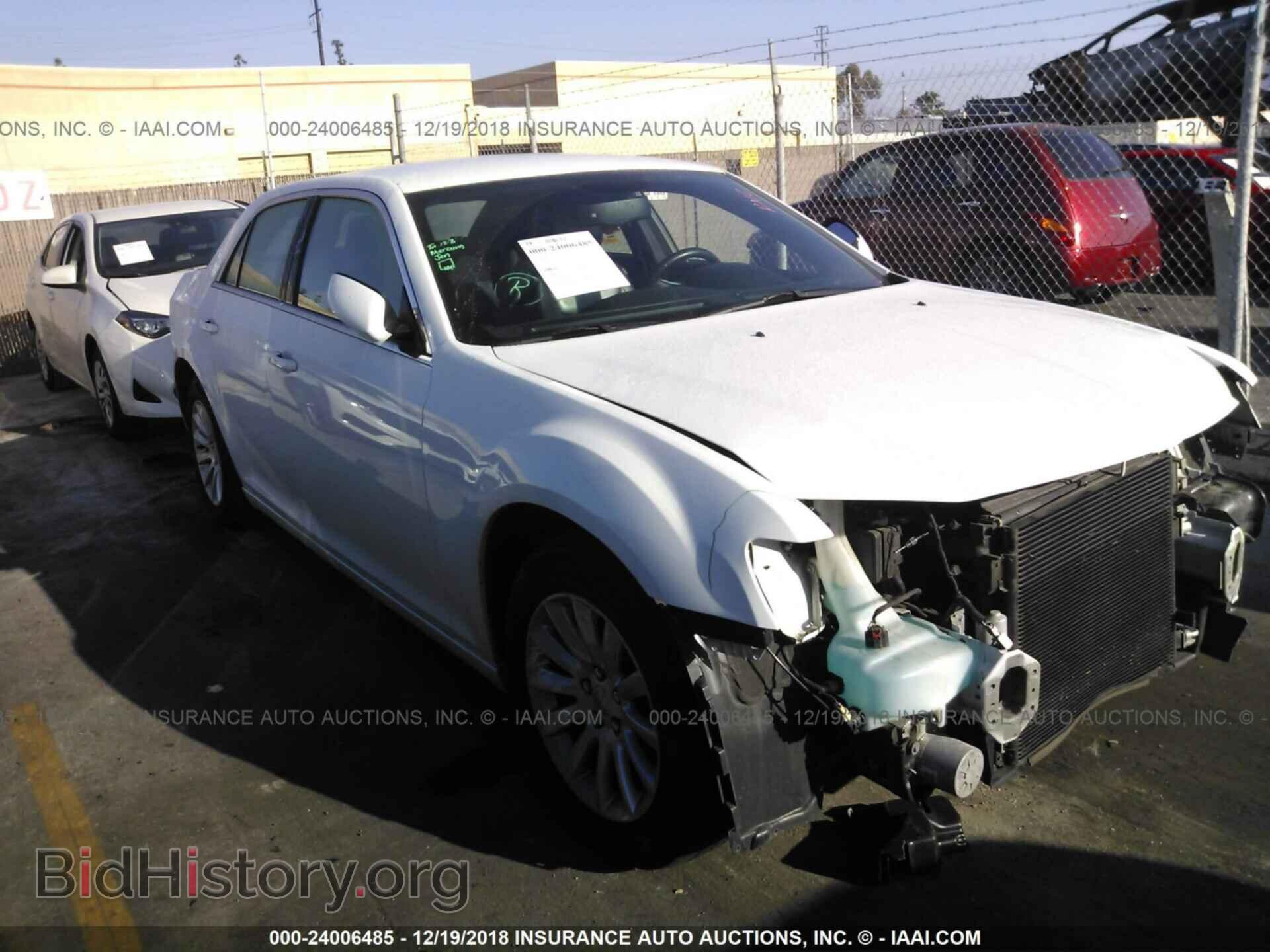 Фотография 2C3CCAAG3EH228393 - CHRYSLER 300 2014
