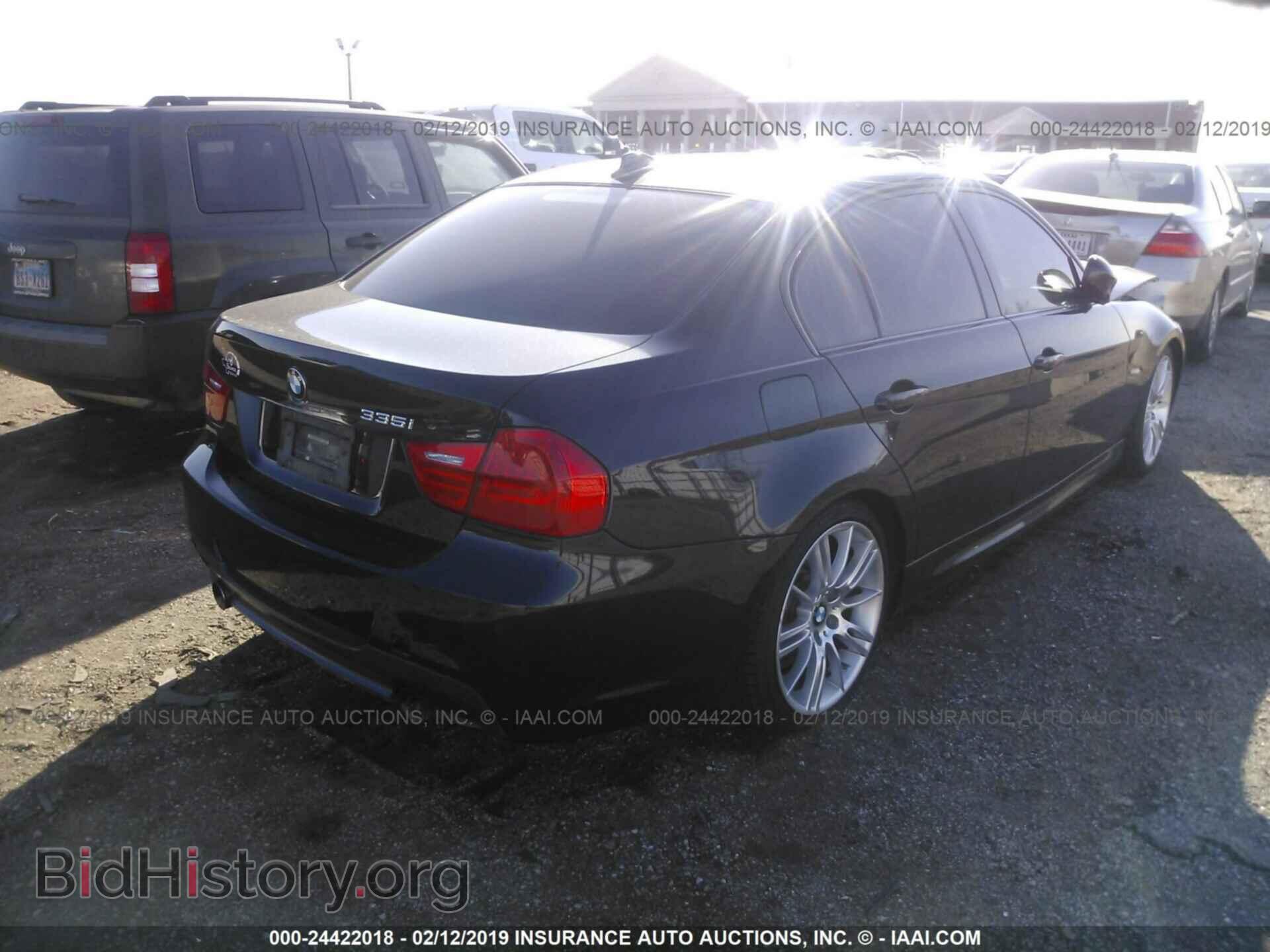 2011 BMW 335 - VIN: WBAPM5C55BE577200 - Photo 4