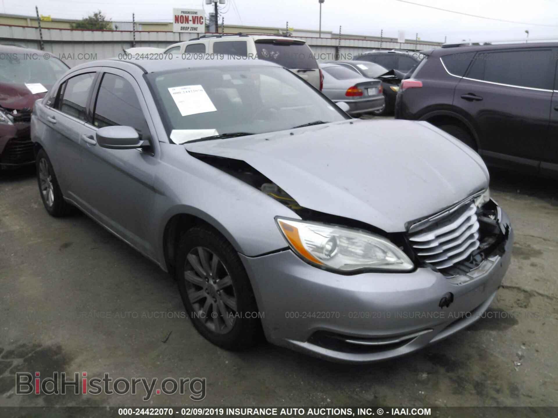 Photo 1C3CCBBB1DN695553 - CHRYSLER 200 2013