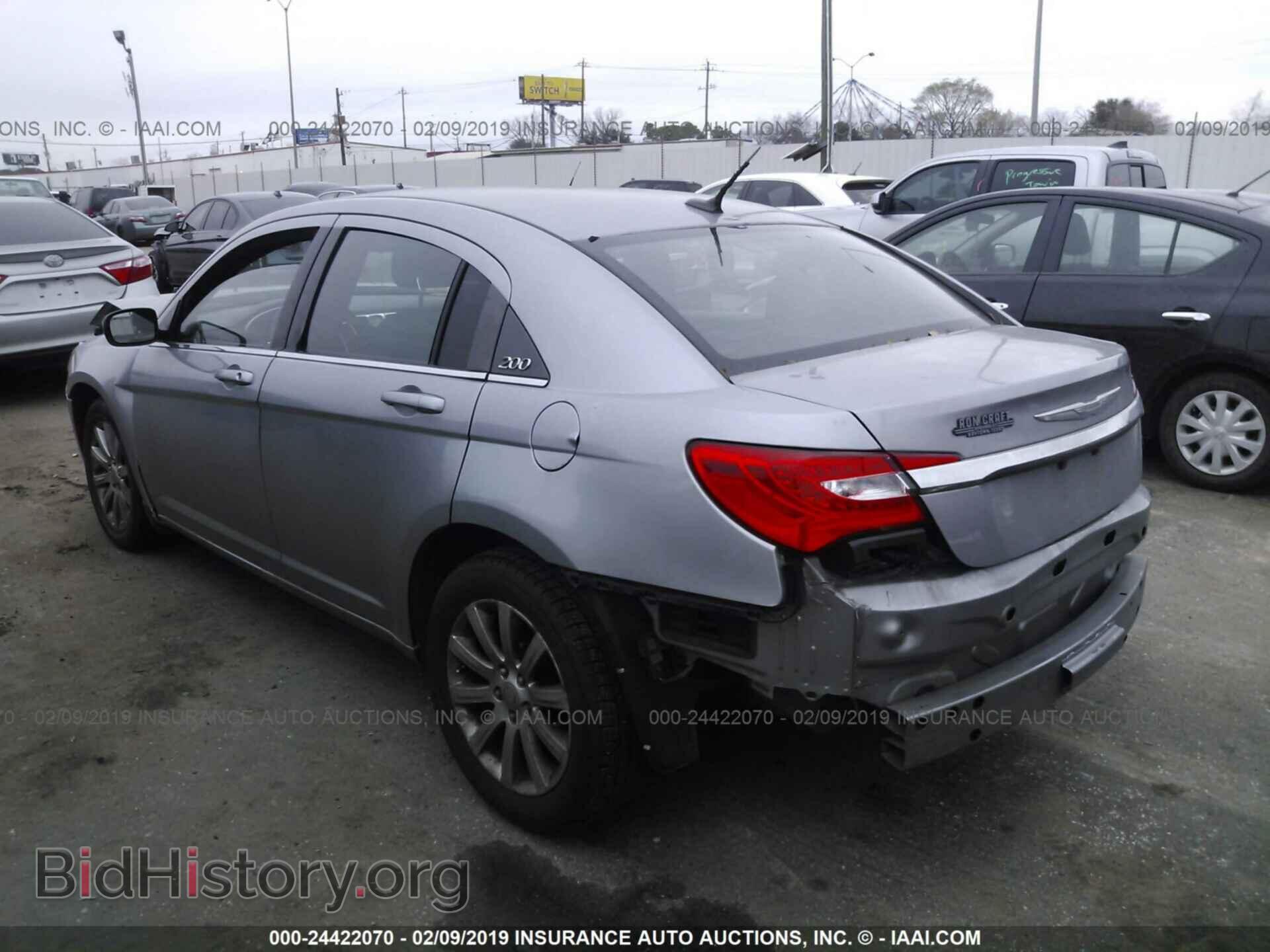 2013 CHRYSLER 200 - VIN: 1C3CCBBB1DN695553 - Фото 3