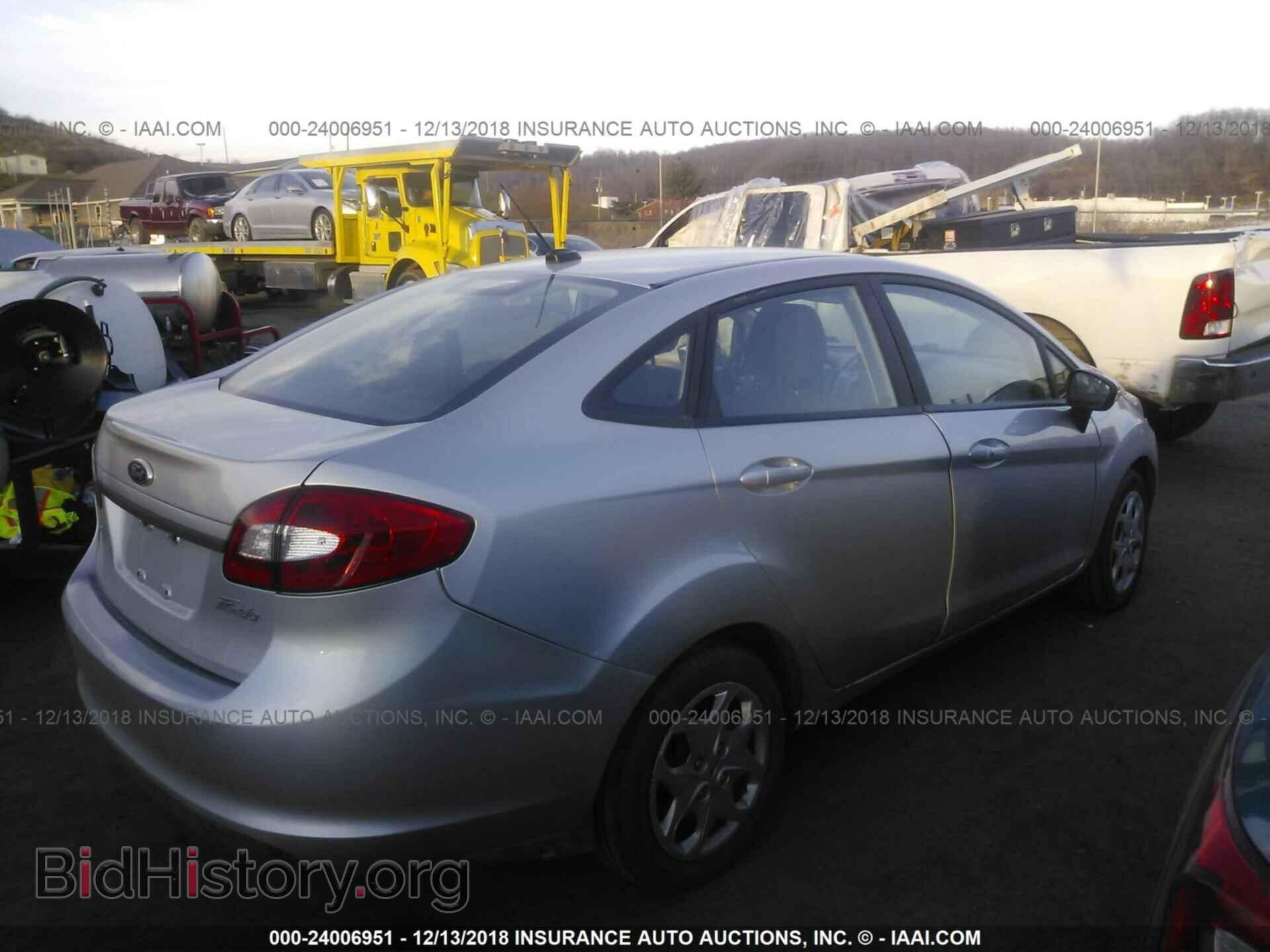 2016 BUICK ENCORE - VIN: KL4CJASB6GB524485 - Photo 4
