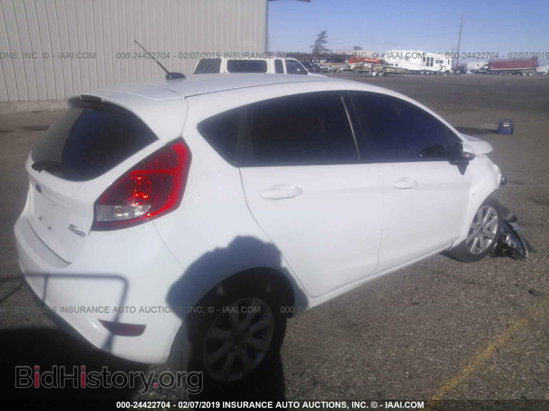 2013 FORD FIESTA - VIN: 3FADP4EJ5DM205523 - Фото 4