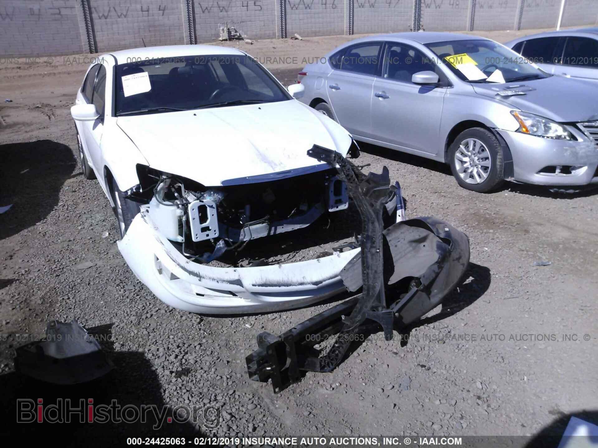 2013 CHRYSLER 200 - VIN: 1C3CCBAB1DN640070 - Photo 6