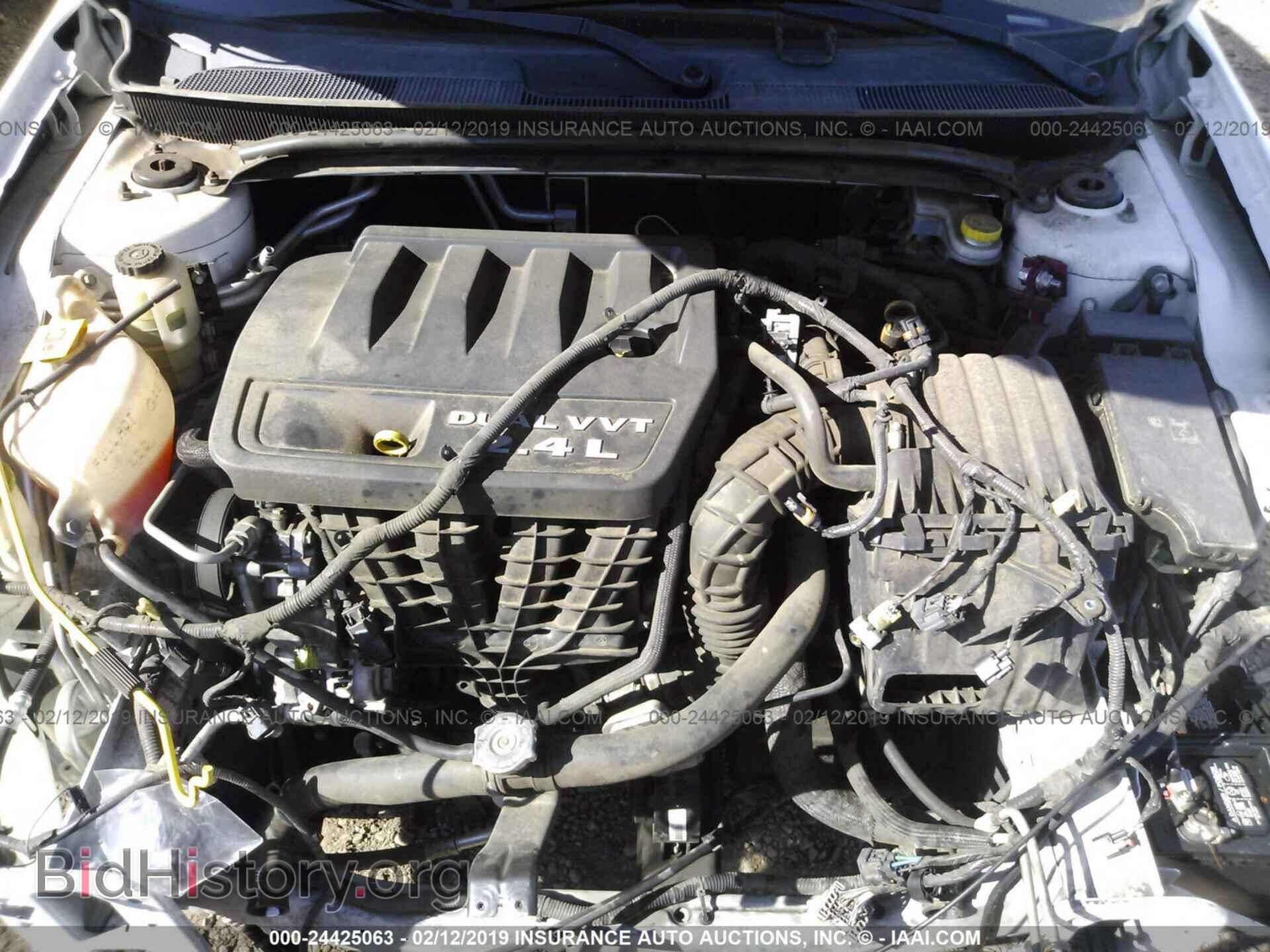2013 CHRYSLER 200 - VIN: 1C3CCBAB1DN640070 - Photo 10