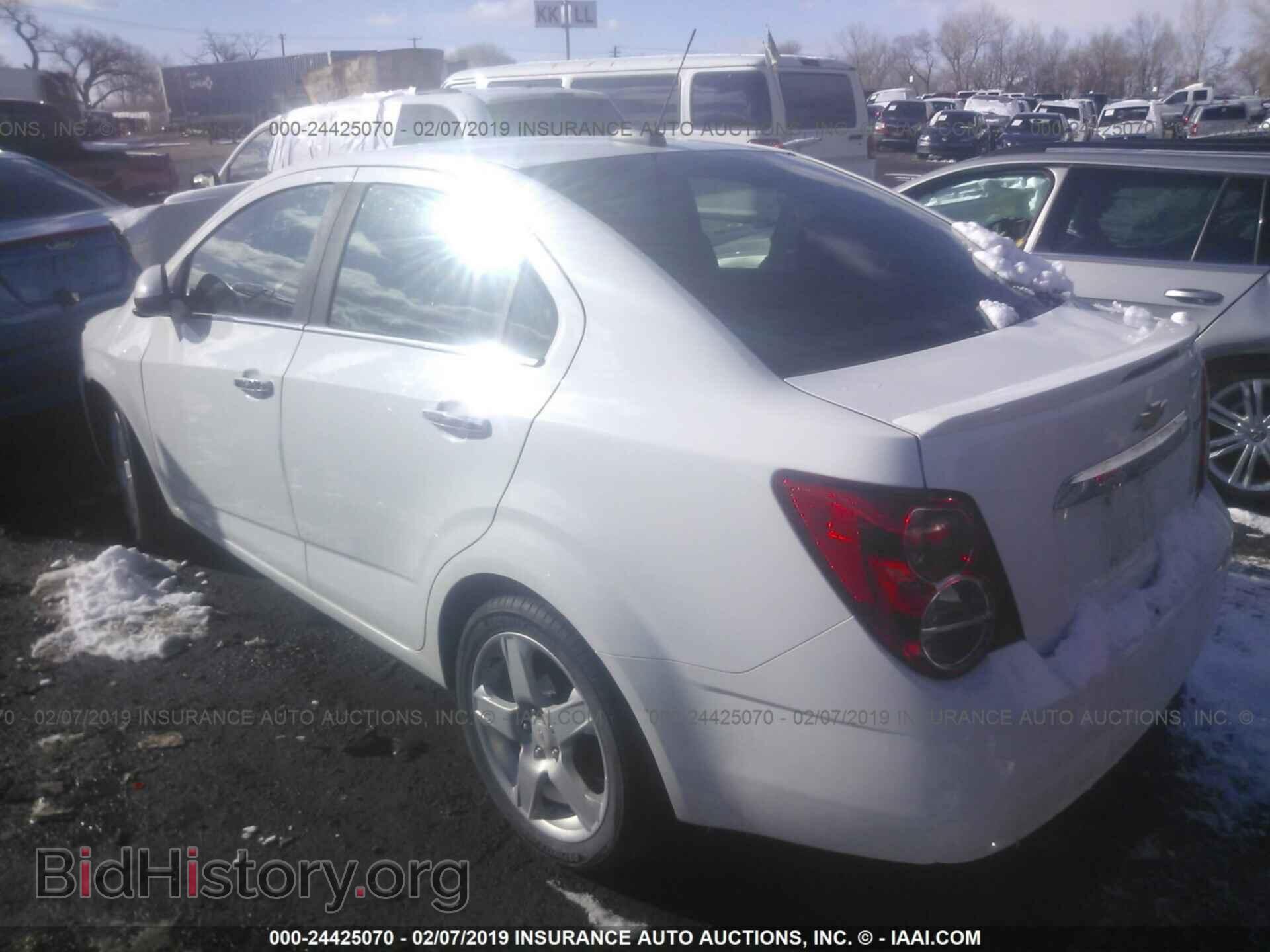 2015 CHEVROLET SONIC - VIN: 1G1JE5SB0F4108436 - Фото 3