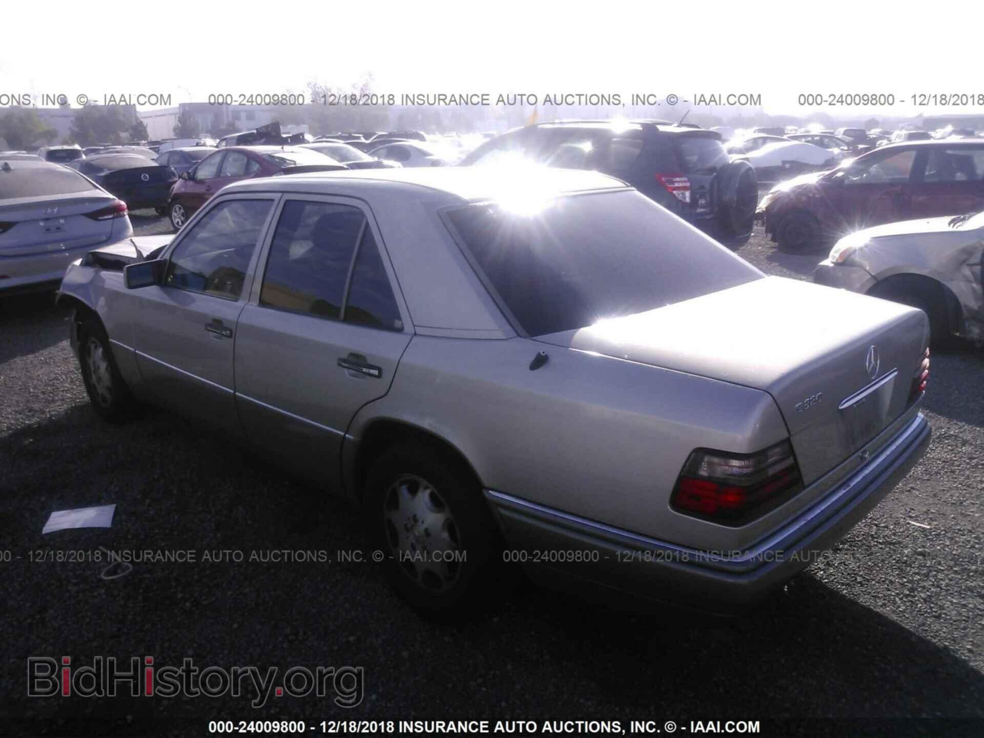 1995 MERCEDES-BENZ E - VIN: WDBEA32E8SC176937 - Фото 3