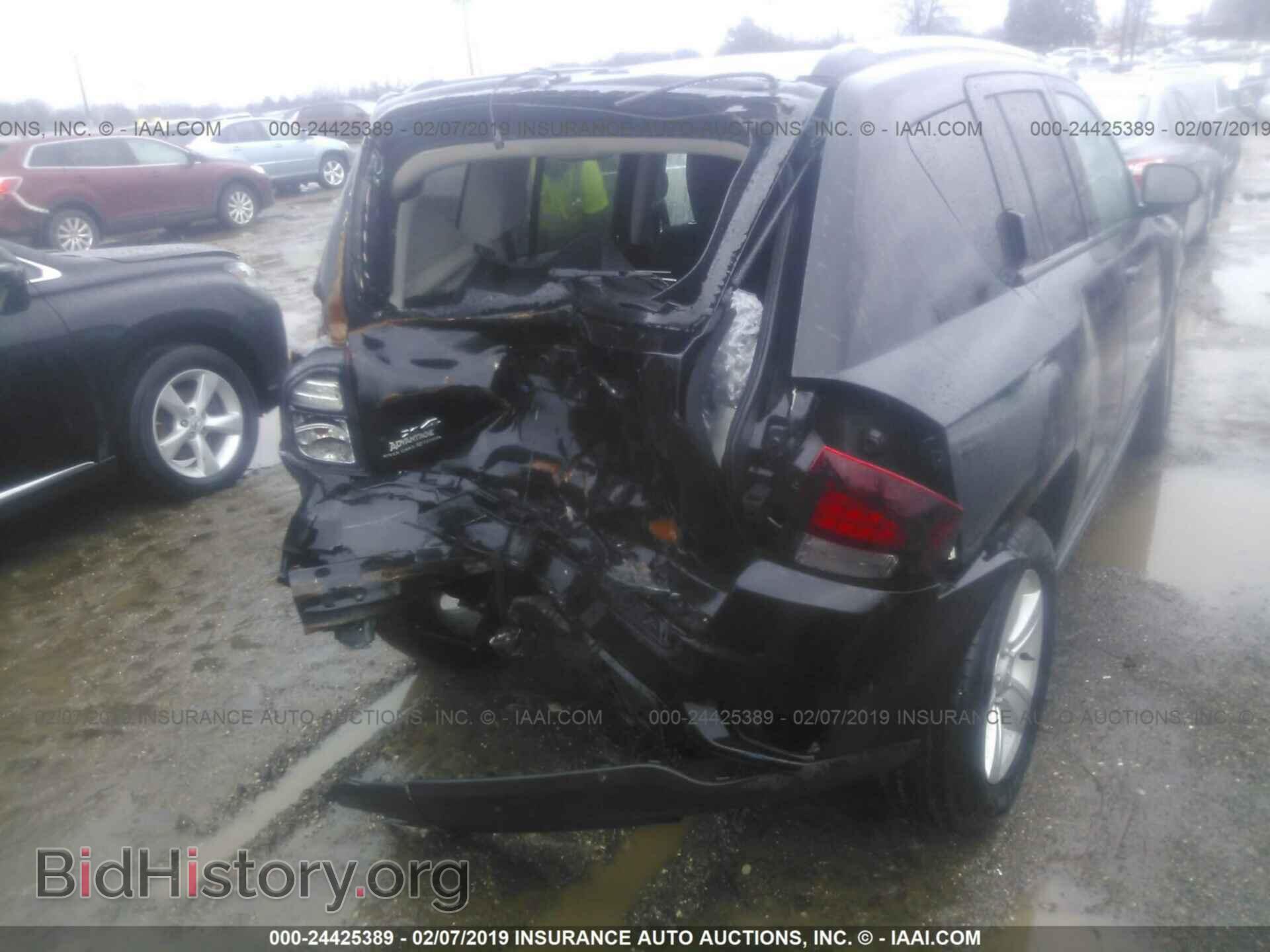 2017 JEEP COMPASS - VIN: 1C4NJDBB2HD104356 - Photo 4