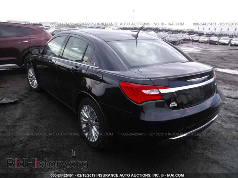 2012 Chrysler 200 (VIN 1C3CCBAB6CN104732) — photo 3 of 10