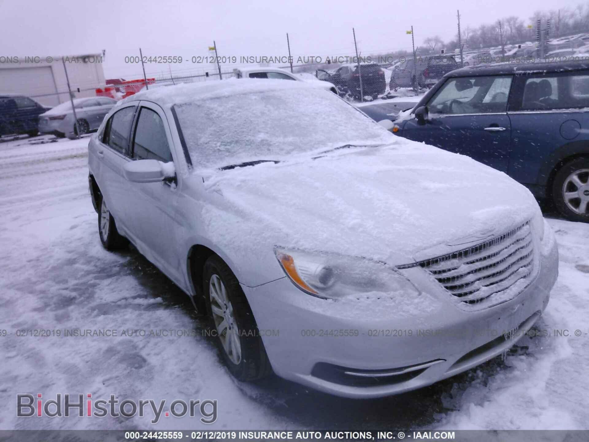 Photo 1C3BC1FB5BN585764 - CHRYSLER 200 2011