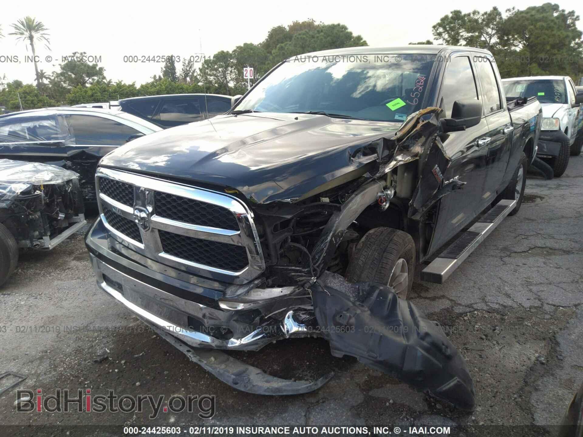 2017 RAM 1500 - VIN: 1C6RR7GT4HS652424 - Photo 2