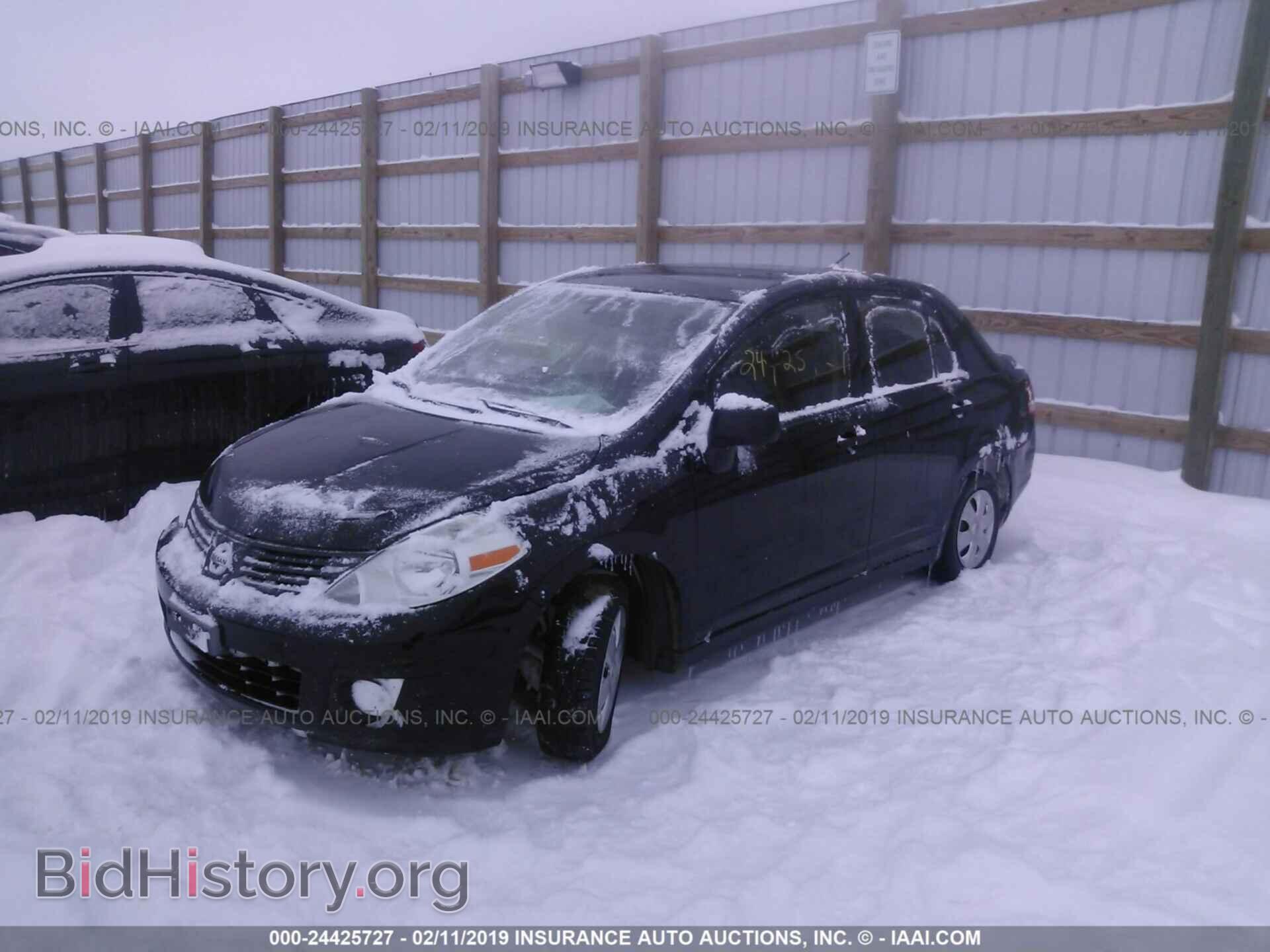 2009 NISSAN VERSA - VIN: 3N1CC11E19L451090 - Фото 2