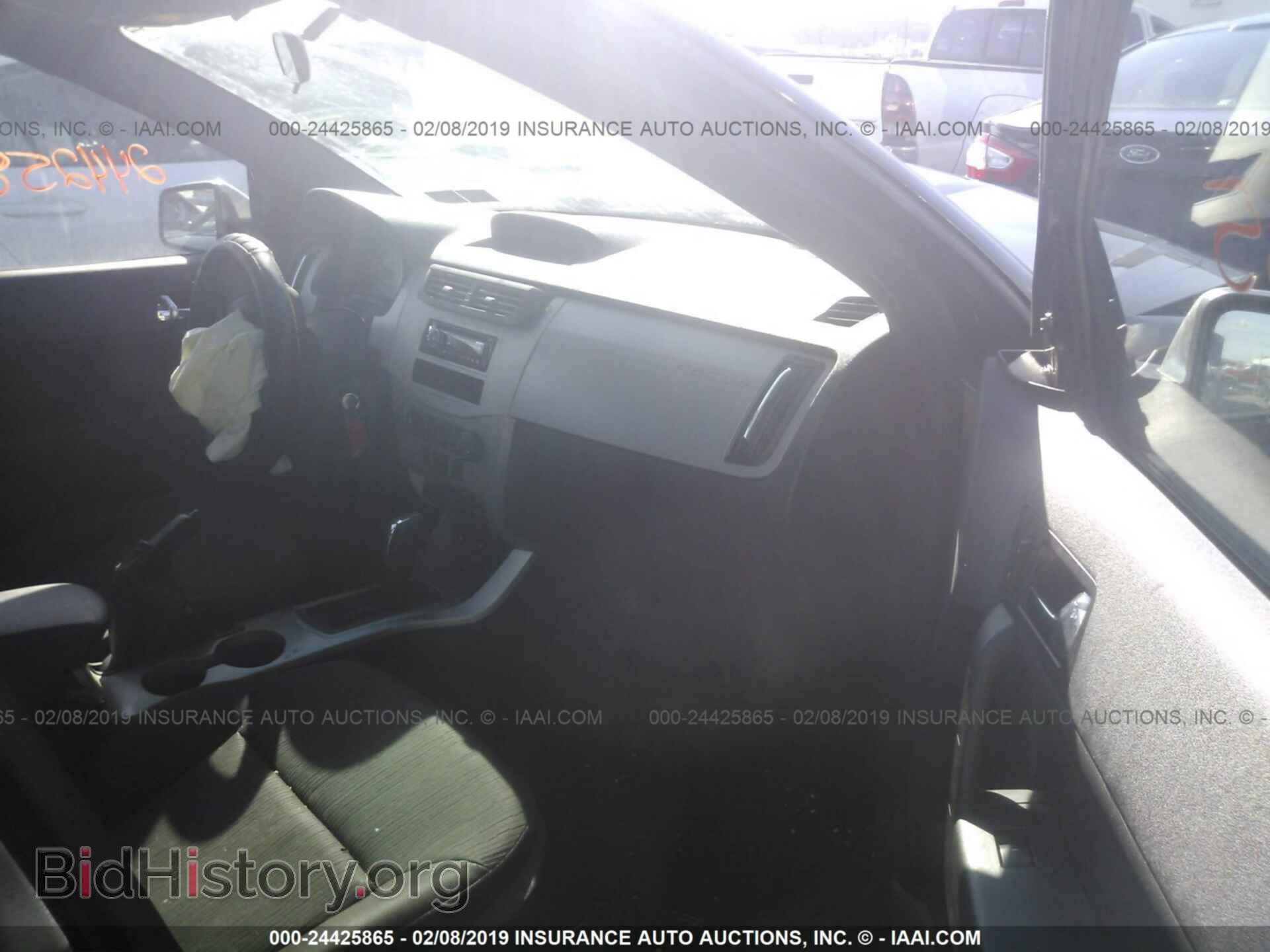 2008 FORD FOCUS - VIN: 1FAHP35NX8W289813 - Фото 5