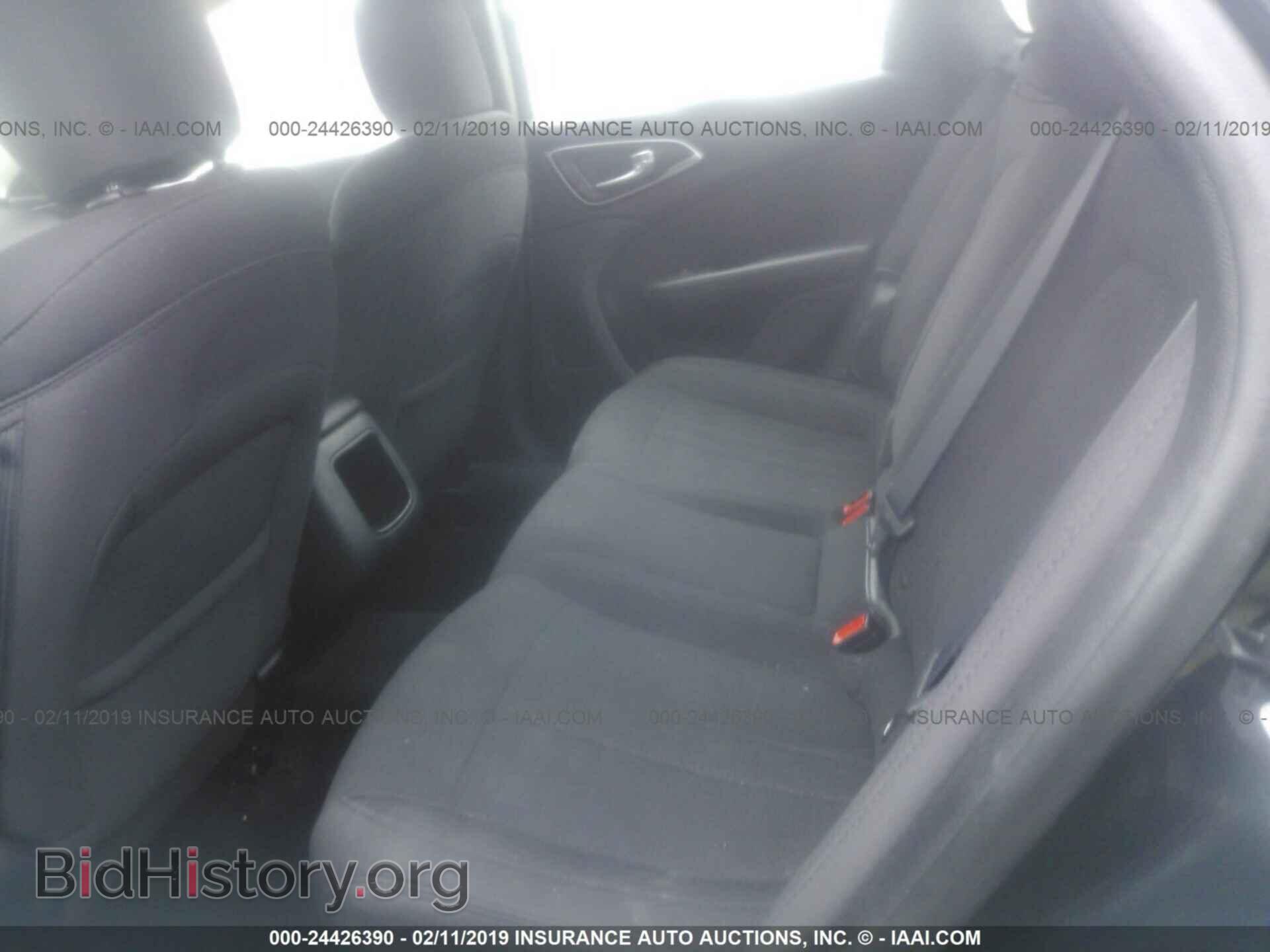2016 CHRYSLER 200 - VIN: 1C3CCCAB2GN105730 - Photo 8