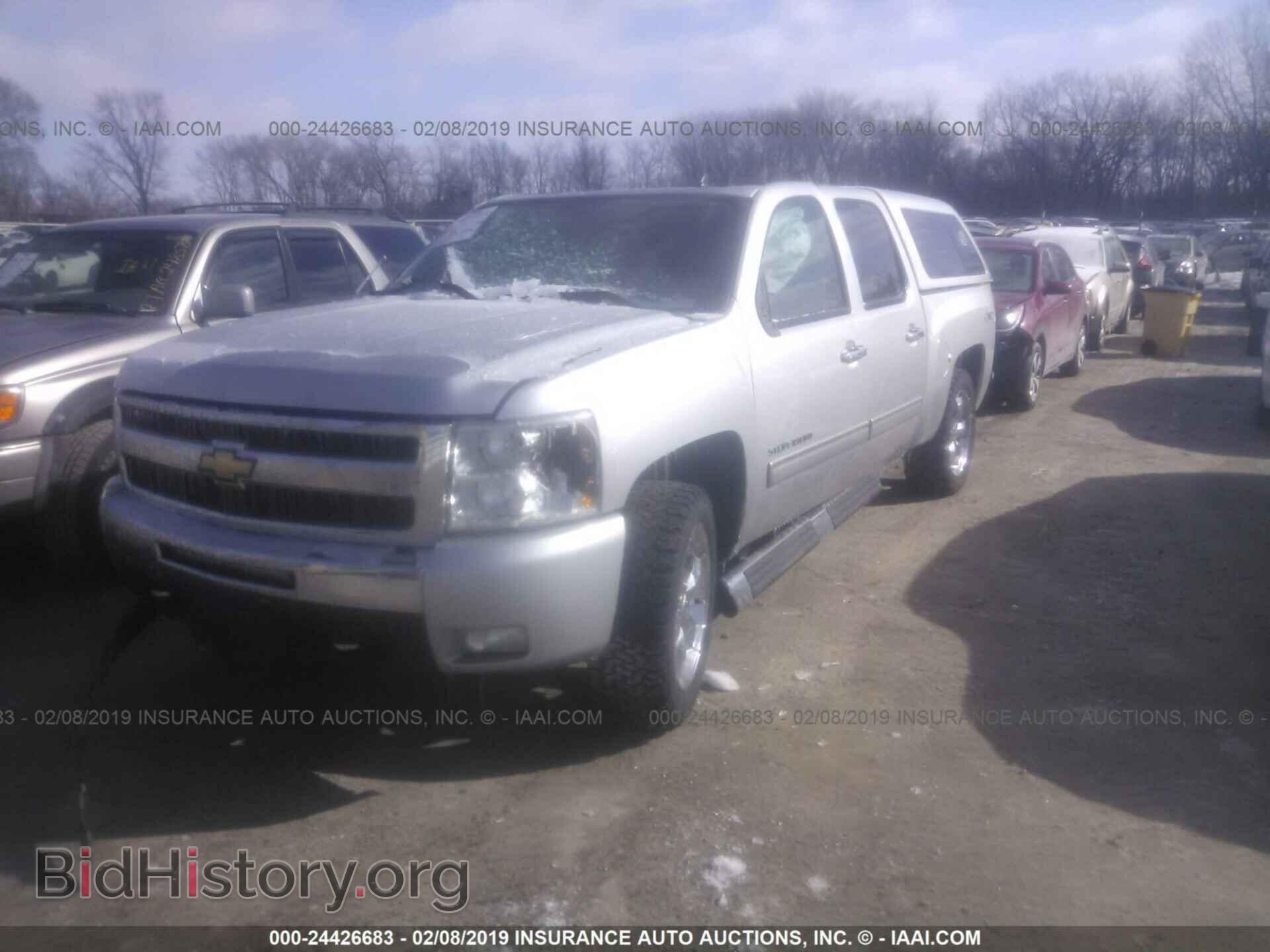 2011 CHEVROLET SILVERADO - VIN: 3GCPKSE31BG367883 - Photo 2