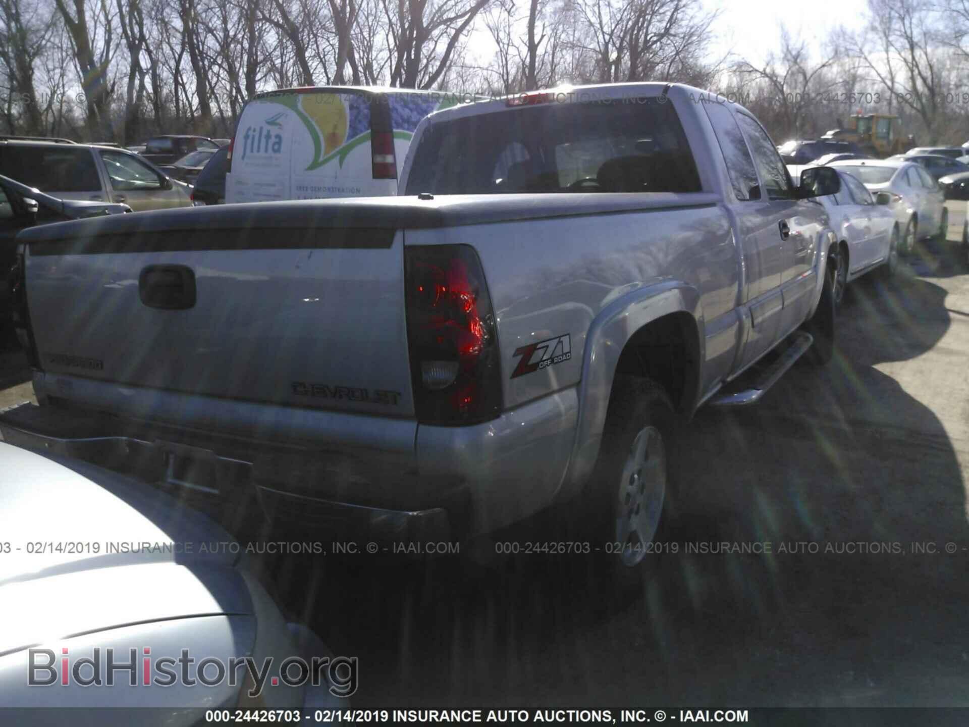 2005 CHEVROLET SILVERADO - VIN: 2GCEK19B251353572 - Фото 4
