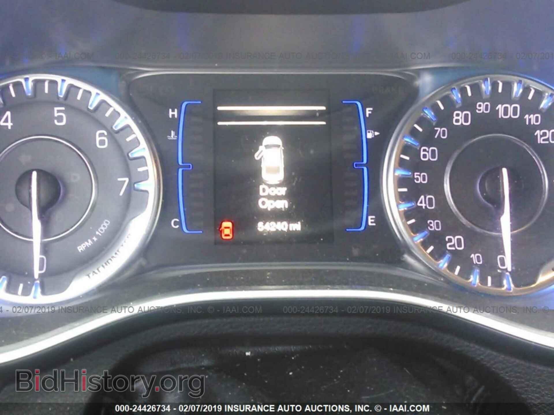 2015 CHRYSLER 200 - VIN: 1C3CCCAB3FN561489 - Photo 7