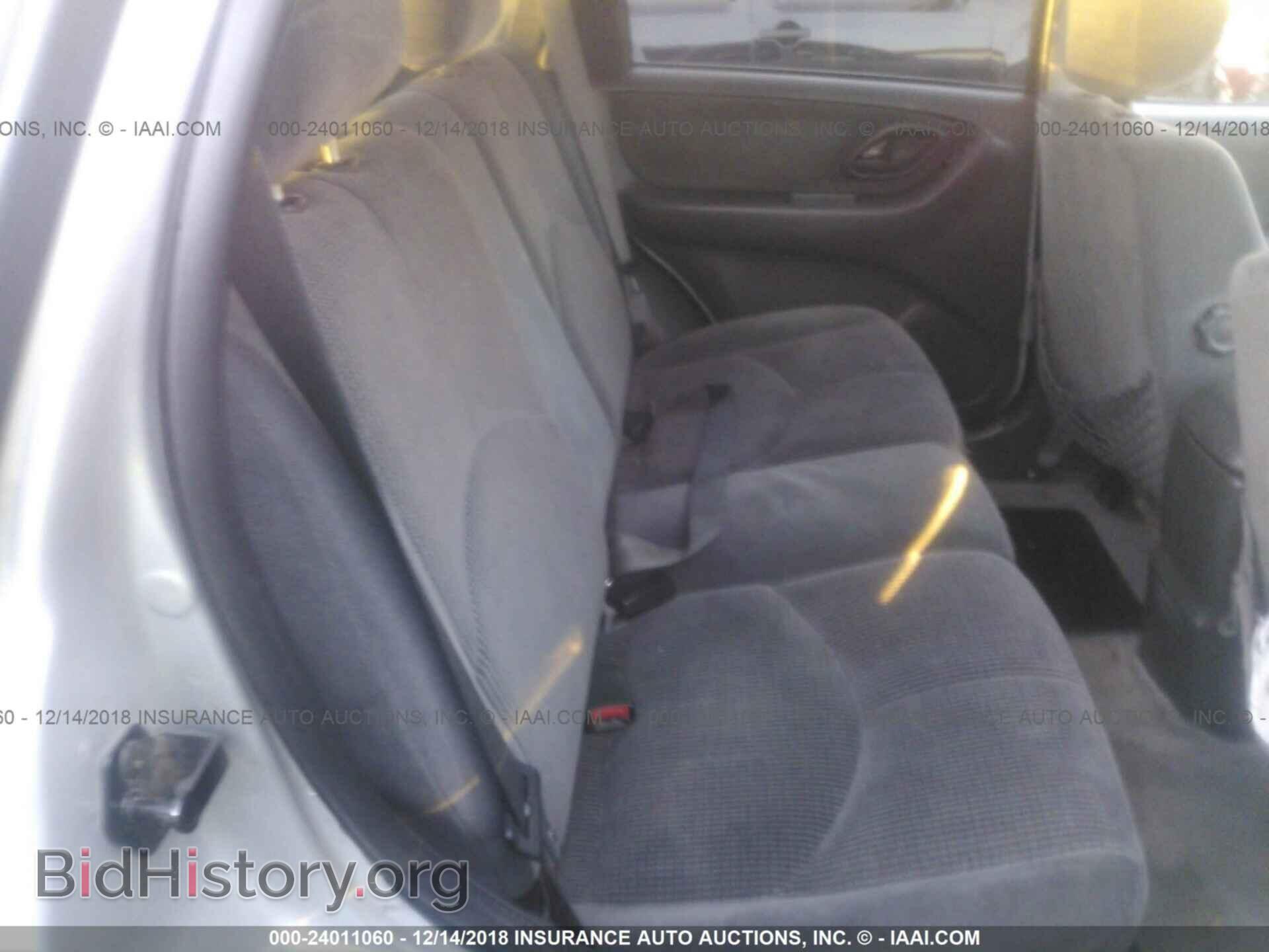 2004 MAZDA TRIBUTE - VIN: 4F2YZ04104KM06849 - Photo 8