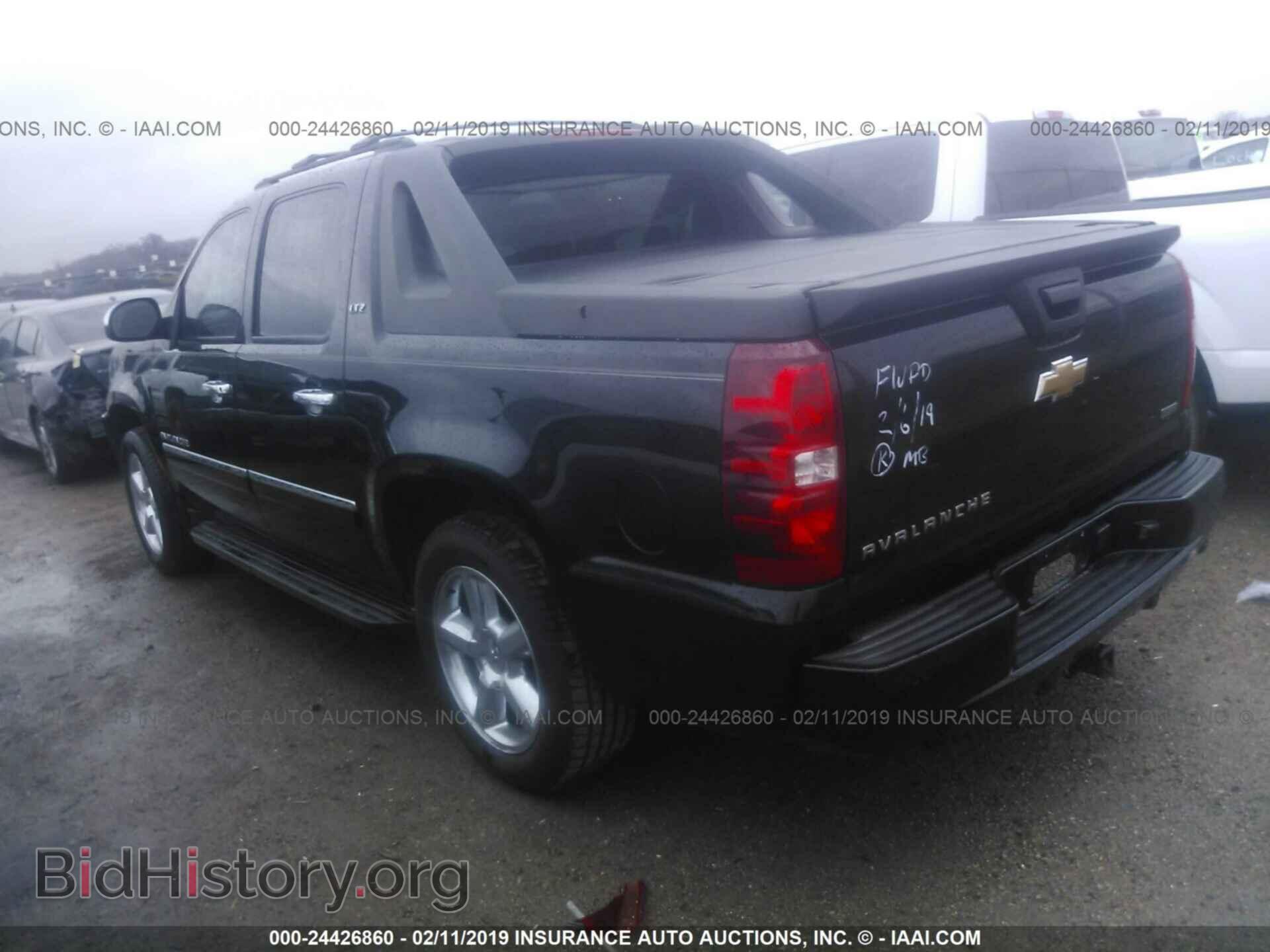 2011 CHEVROLET AVALANCHE - VIN: 3GNMCGE0XBG113308 - Фото 3