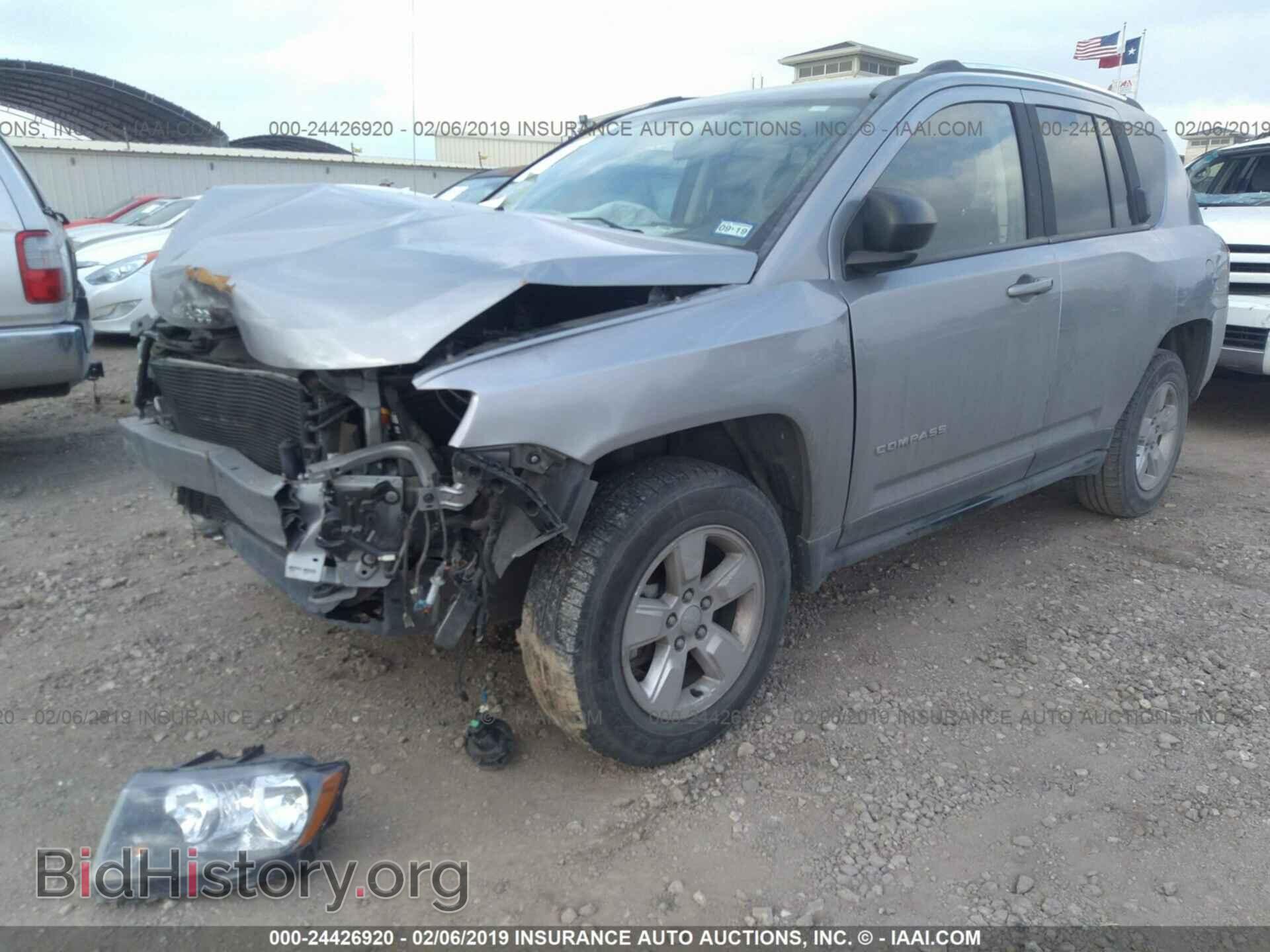 2015 JEEP COMPASS - VIN: 1C4NJCBAXFD219432 - Фото 2