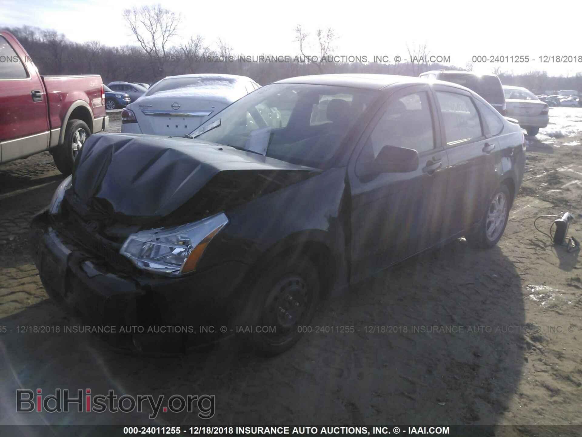 2009 FORD FOCUS - VIN: 1FAHP36NX9W163709 - Фото 2