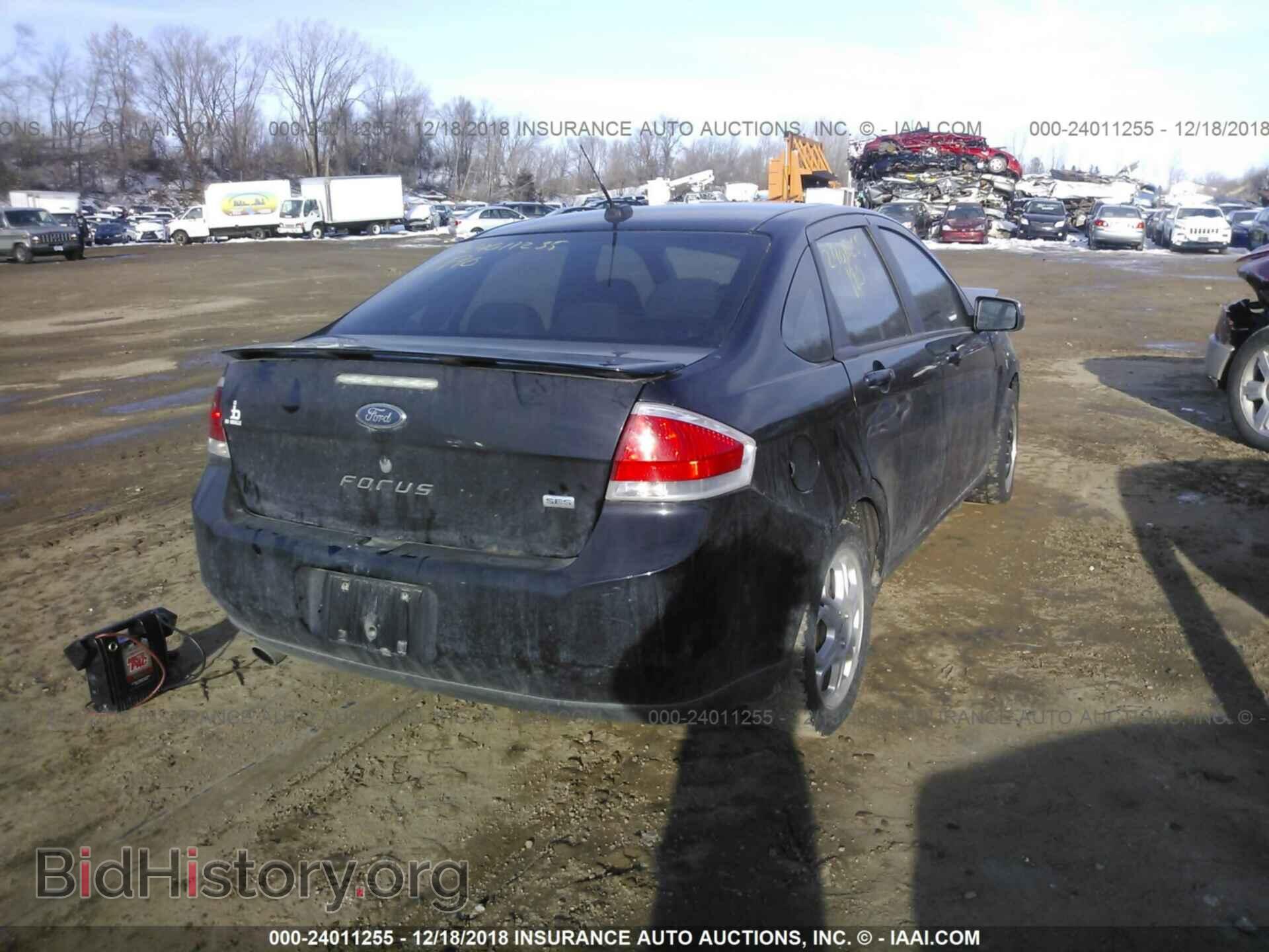 2009 FORD FOCUS - VIN: 1FAHP36NX9W163709 - Фото 4