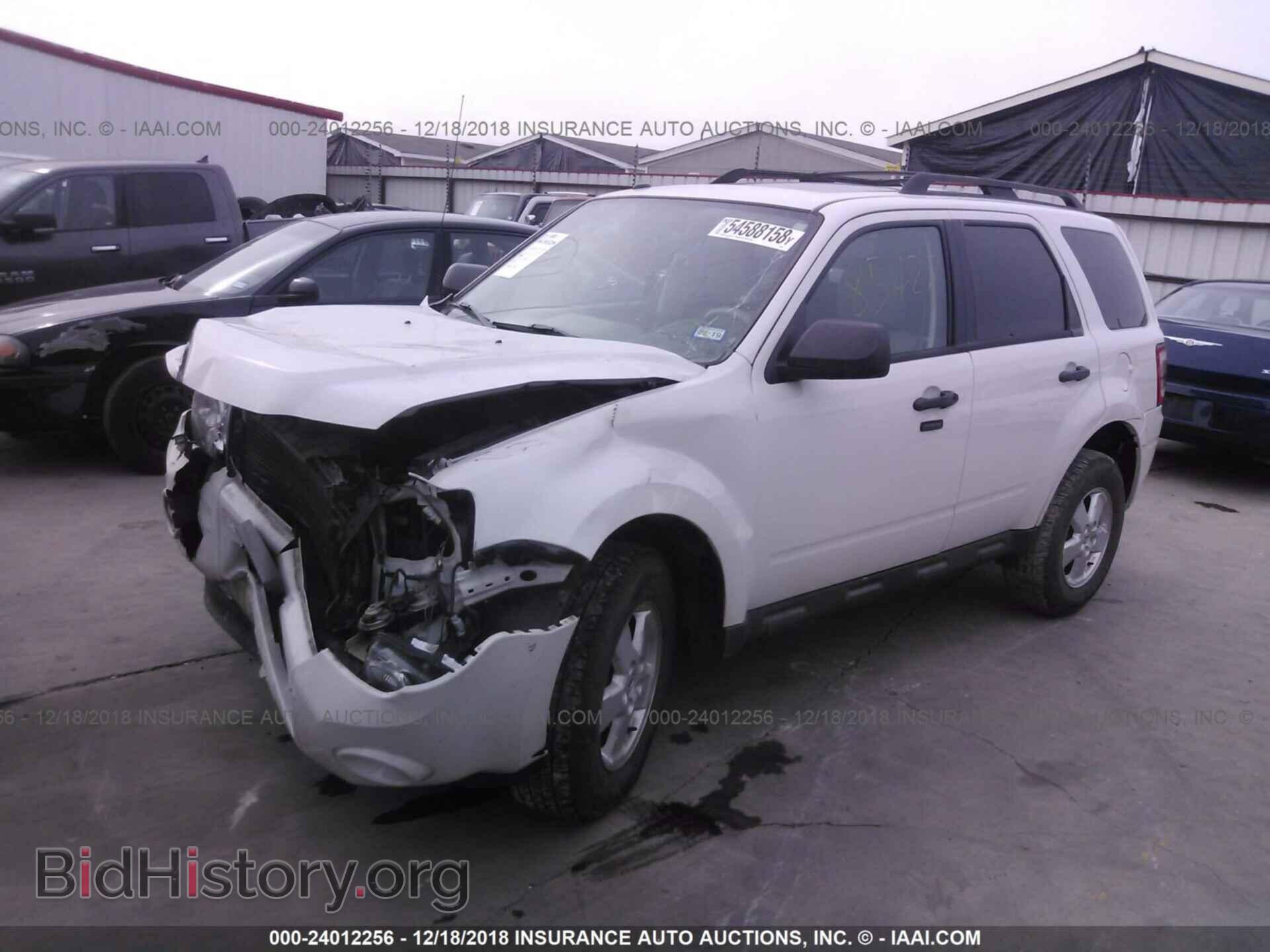 2012 FORD ESCAPE - VIN: 1FMCU0DG2CKA93908 - Photo 2