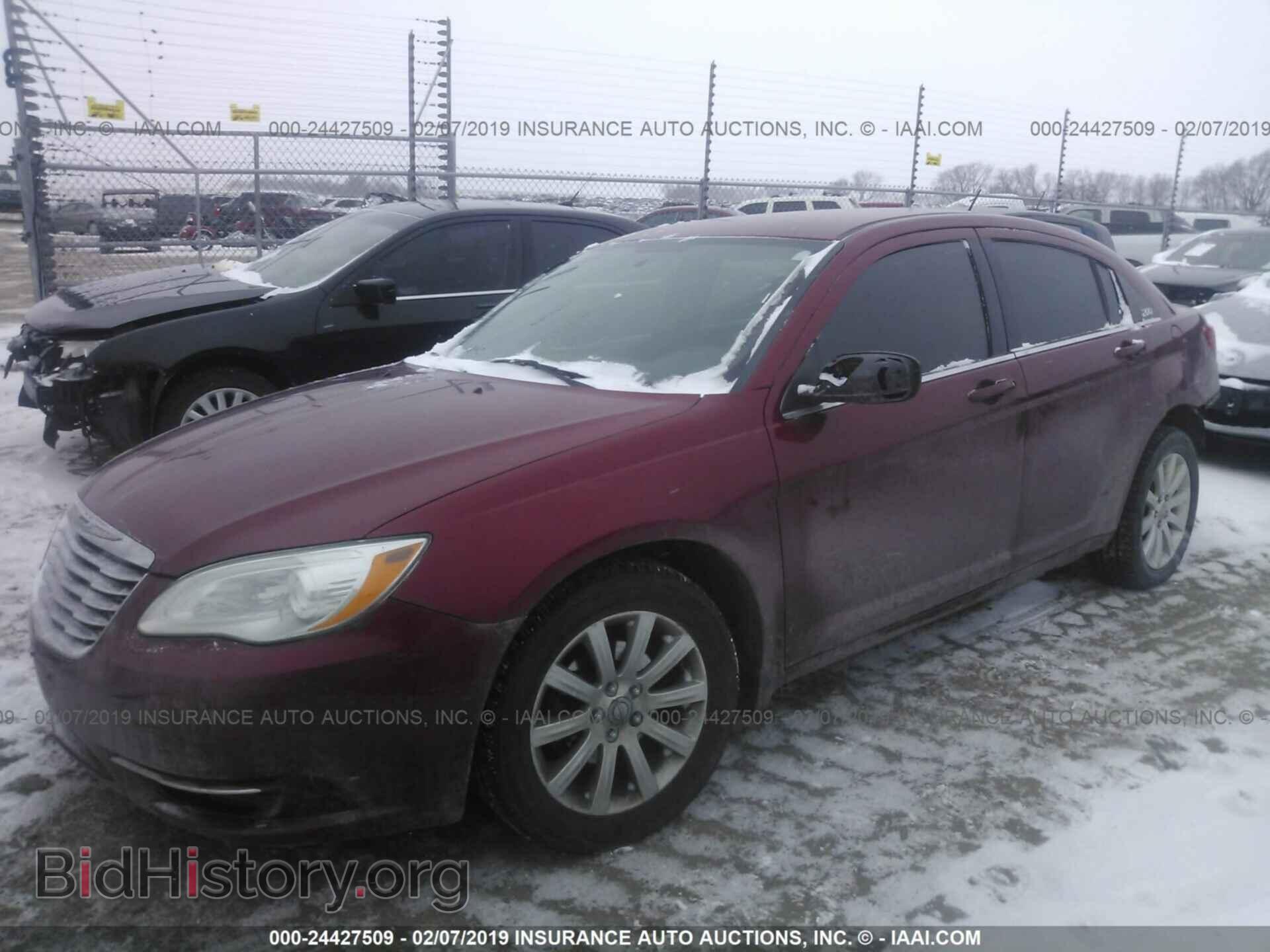 2013 CHRYSLER 200 - VIN: 1C3CCBBB2DN593811 - Photo 2