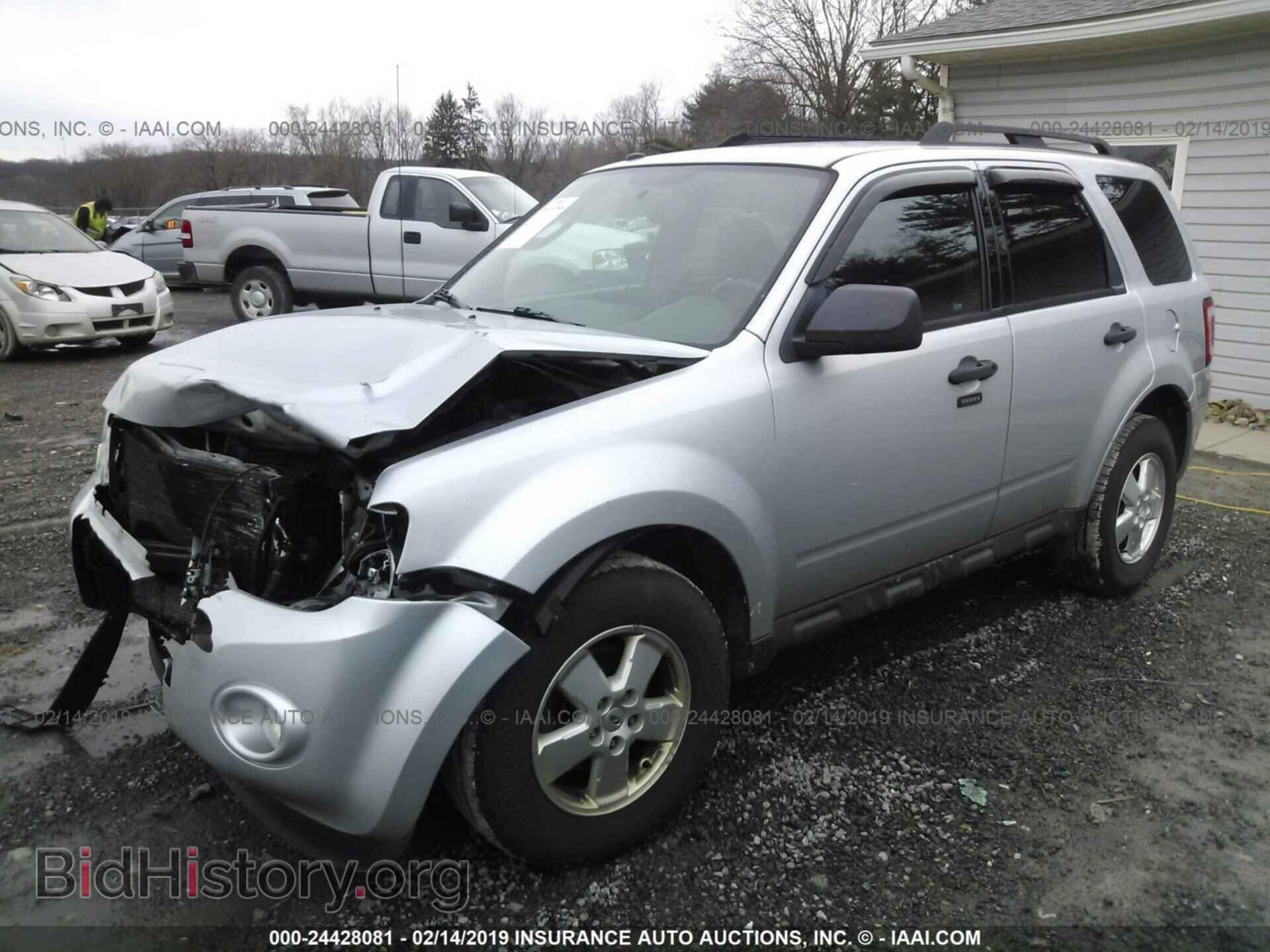 2011 FORD ESCAPE - VIN: 1FMCU9DG6BKC64372 - Photo 2